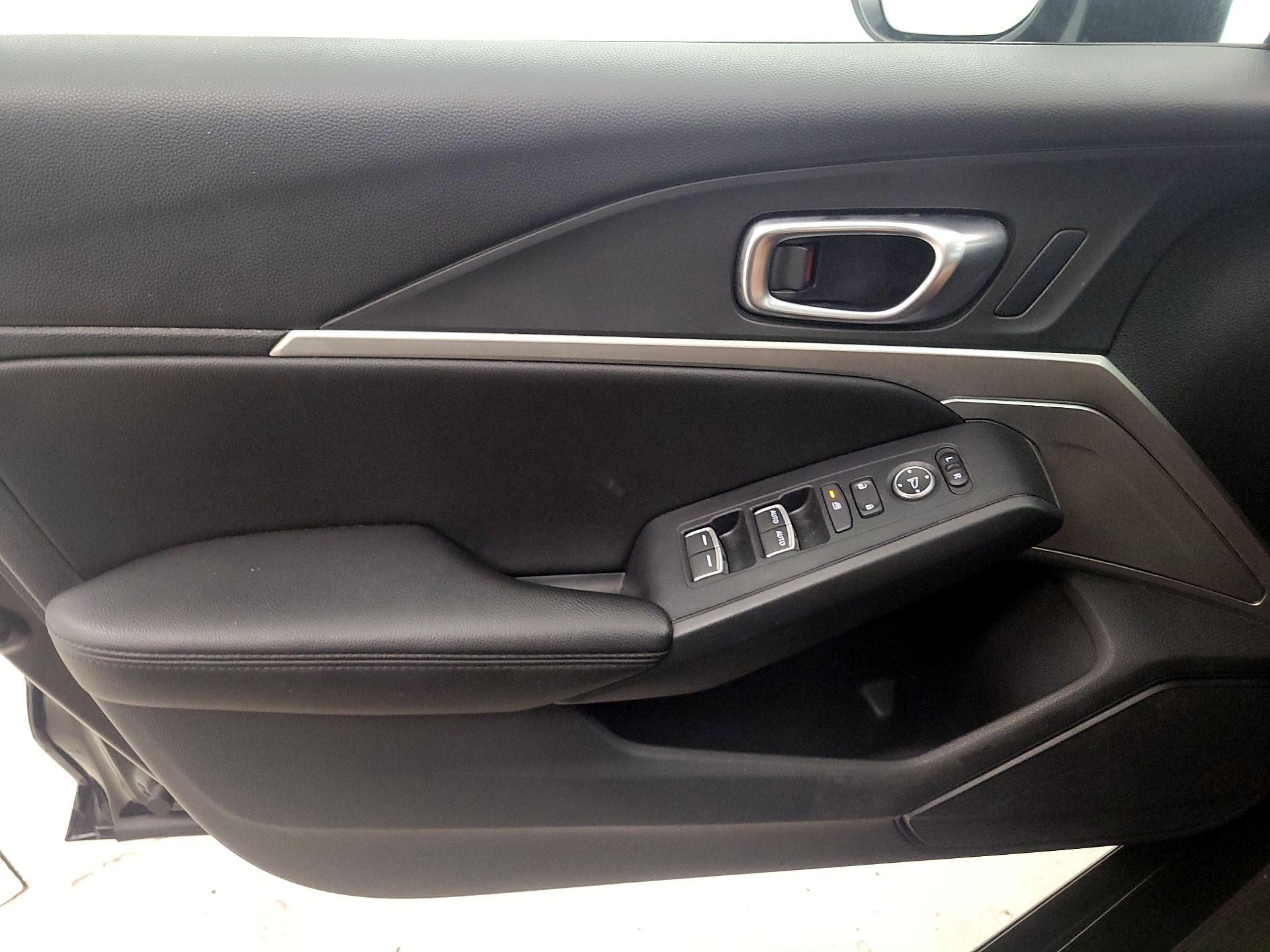 Thumbnail: 2023 Acura Integra - 12