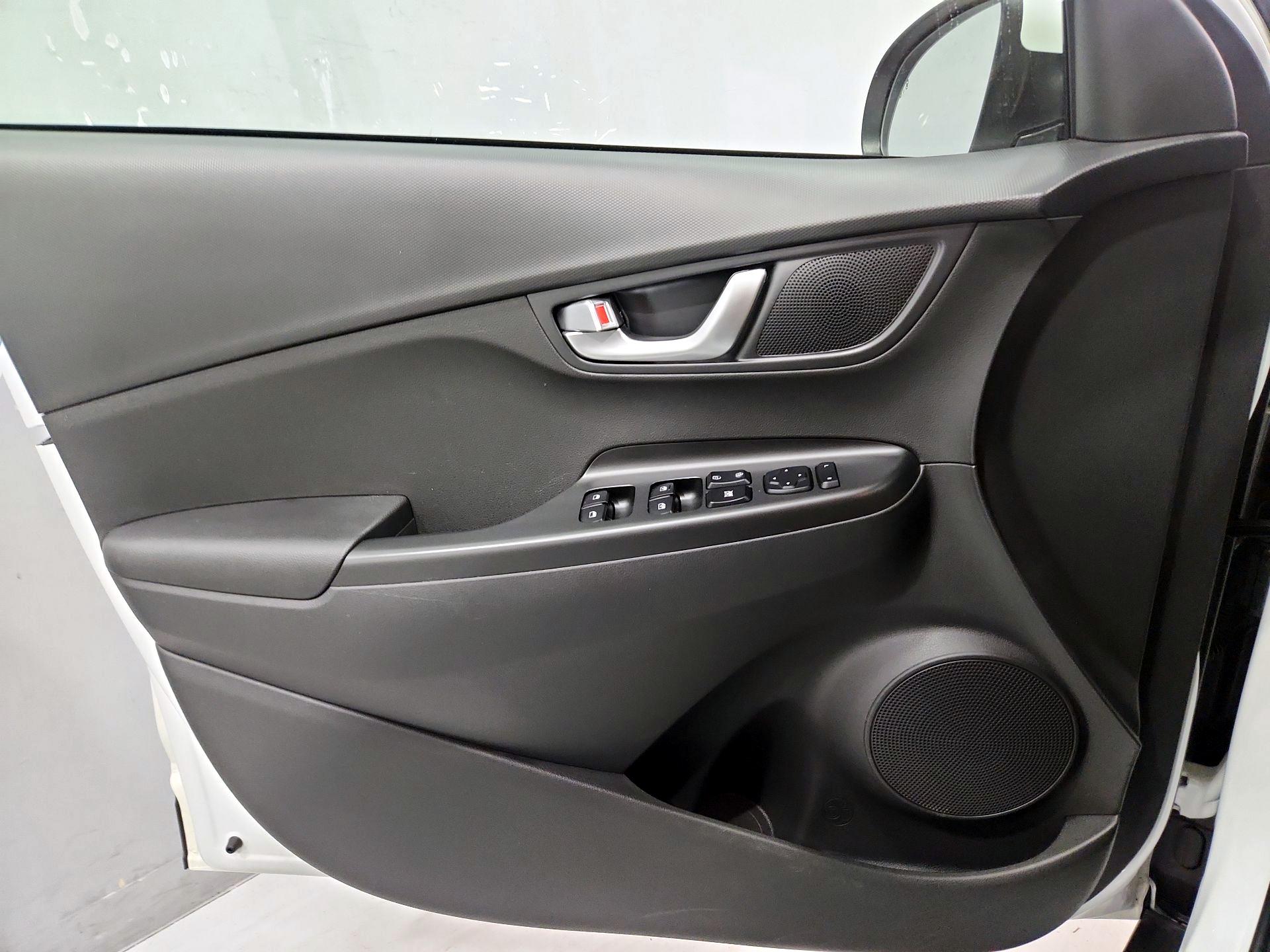 Thumbnail: 2023 Hyundai Kona - 12