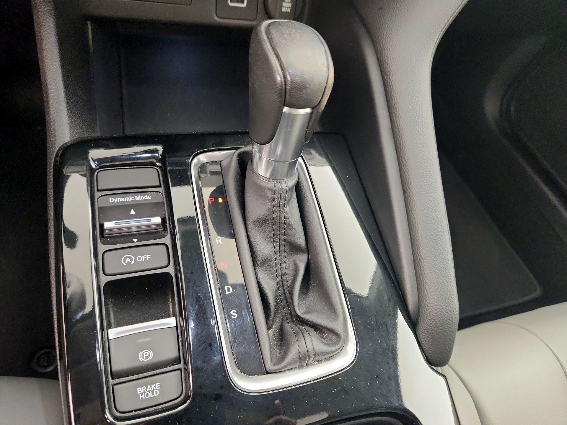 Thumbnail: 2023 Acura Integra - 18