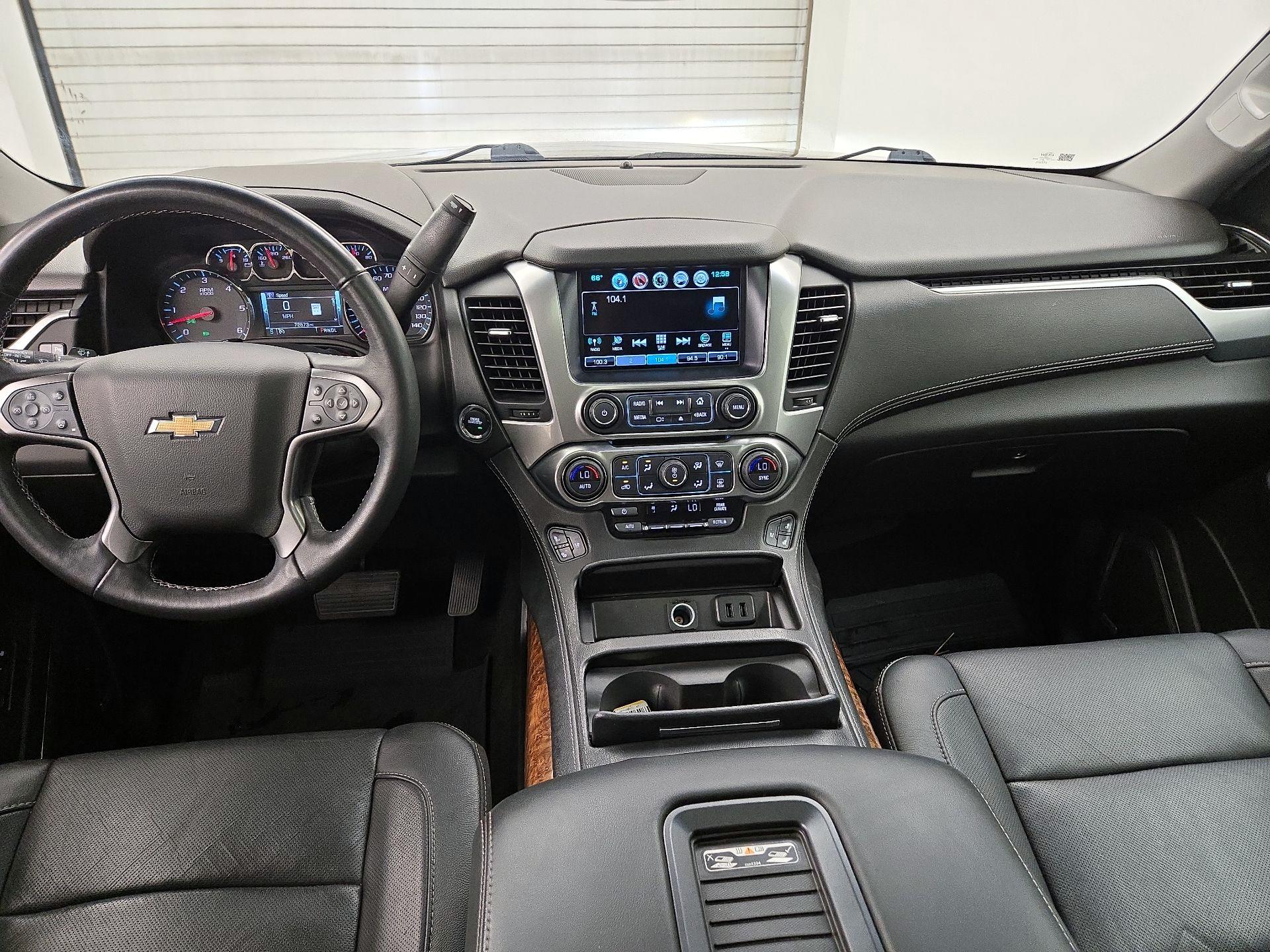 Thumbnail: 2018 Chevrolet Suburban - 9
