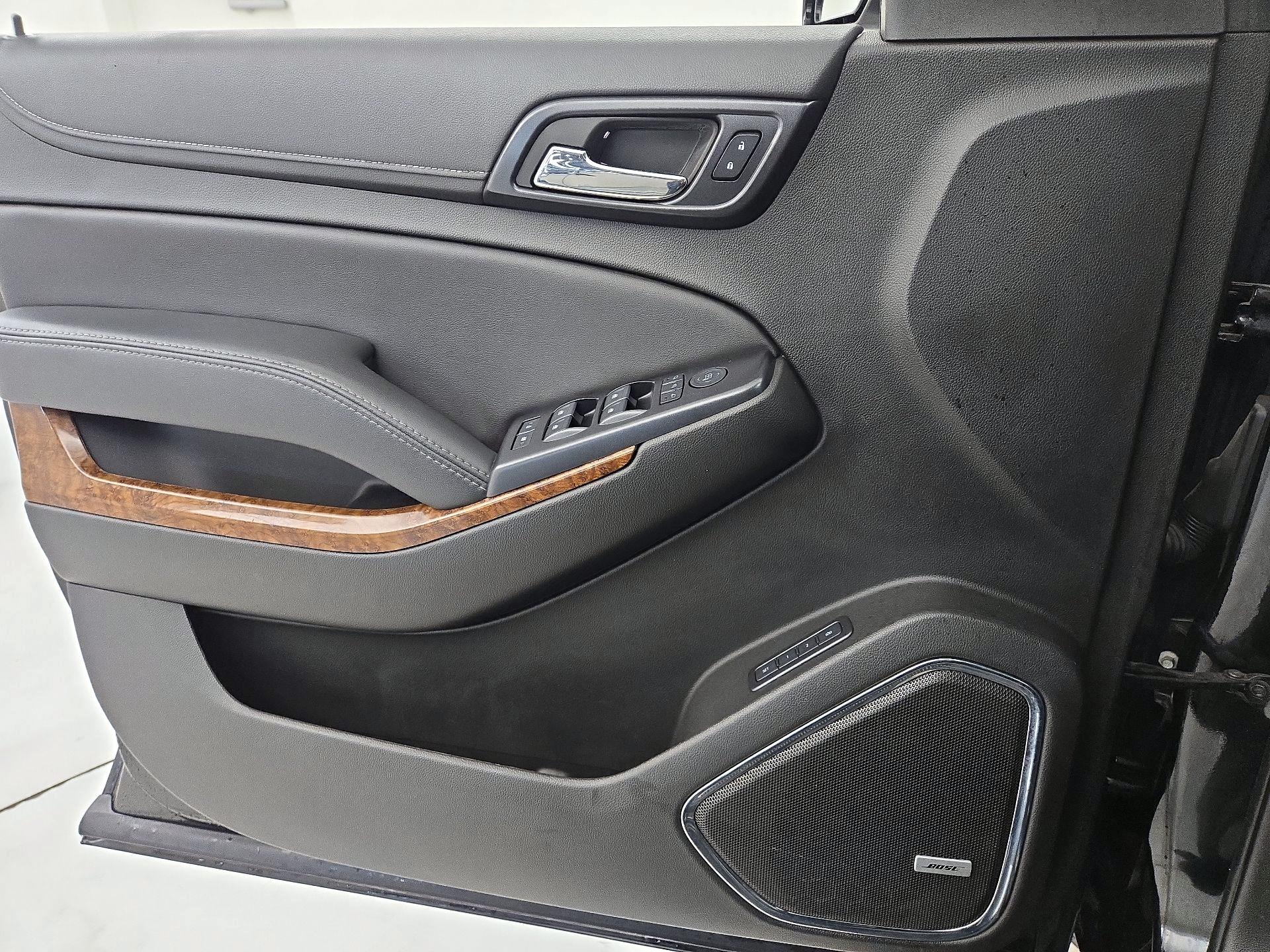 Thumbnail: 2018 Chevrolet Suburban - 12