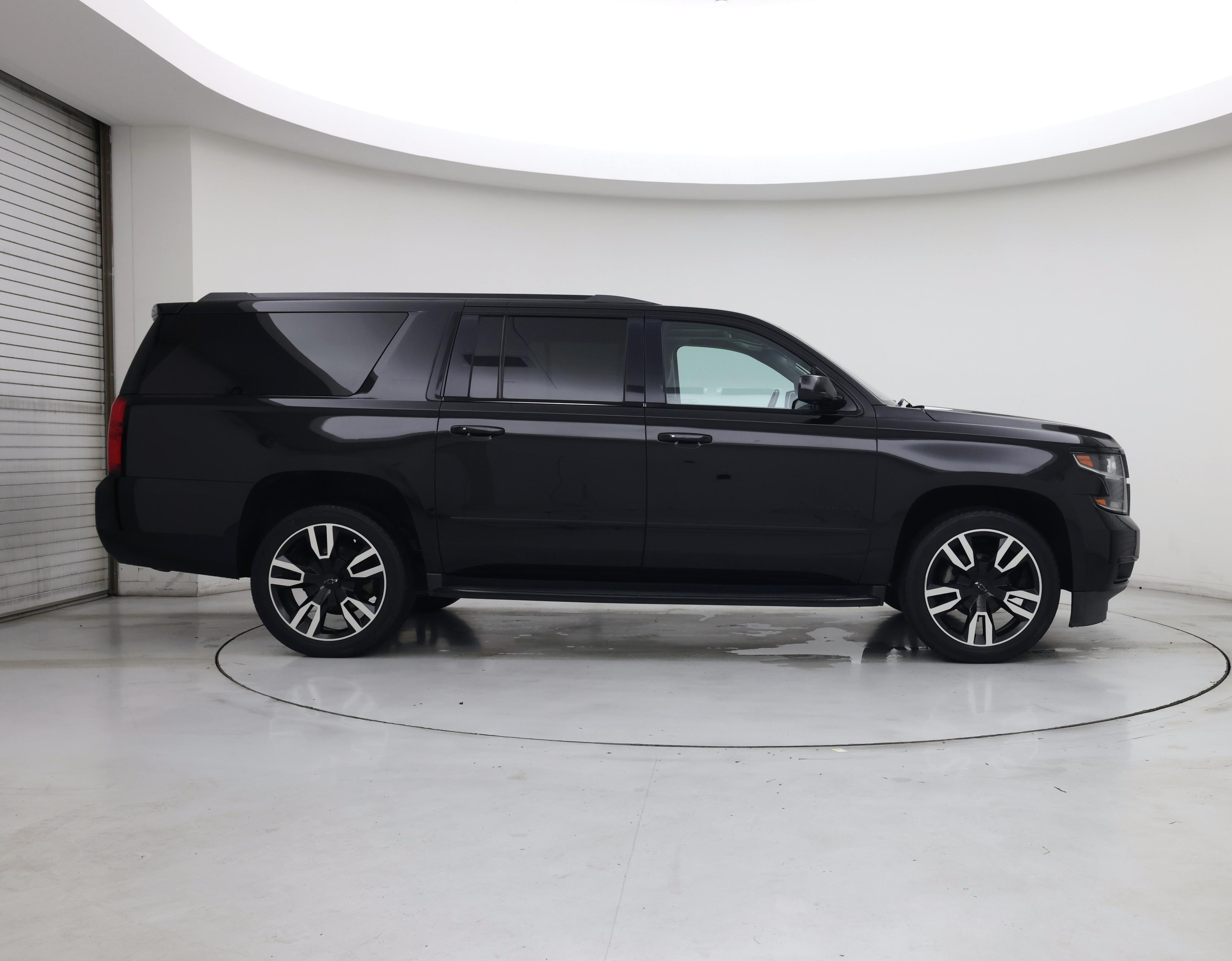 Thumbnail: 2018 Chevrolet Suburban - 7