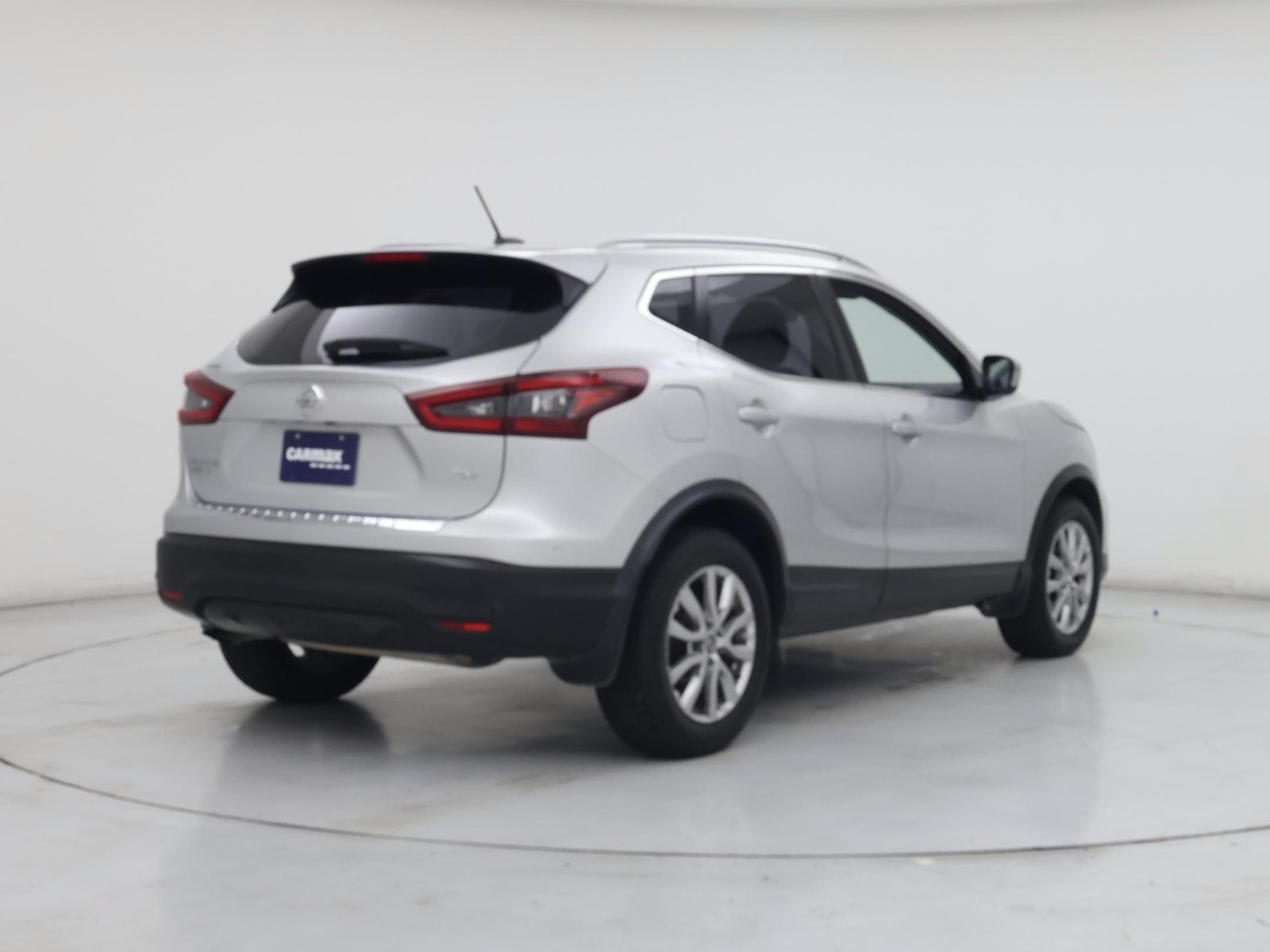2021 Nissan Rogue Sport SV - Photo 9