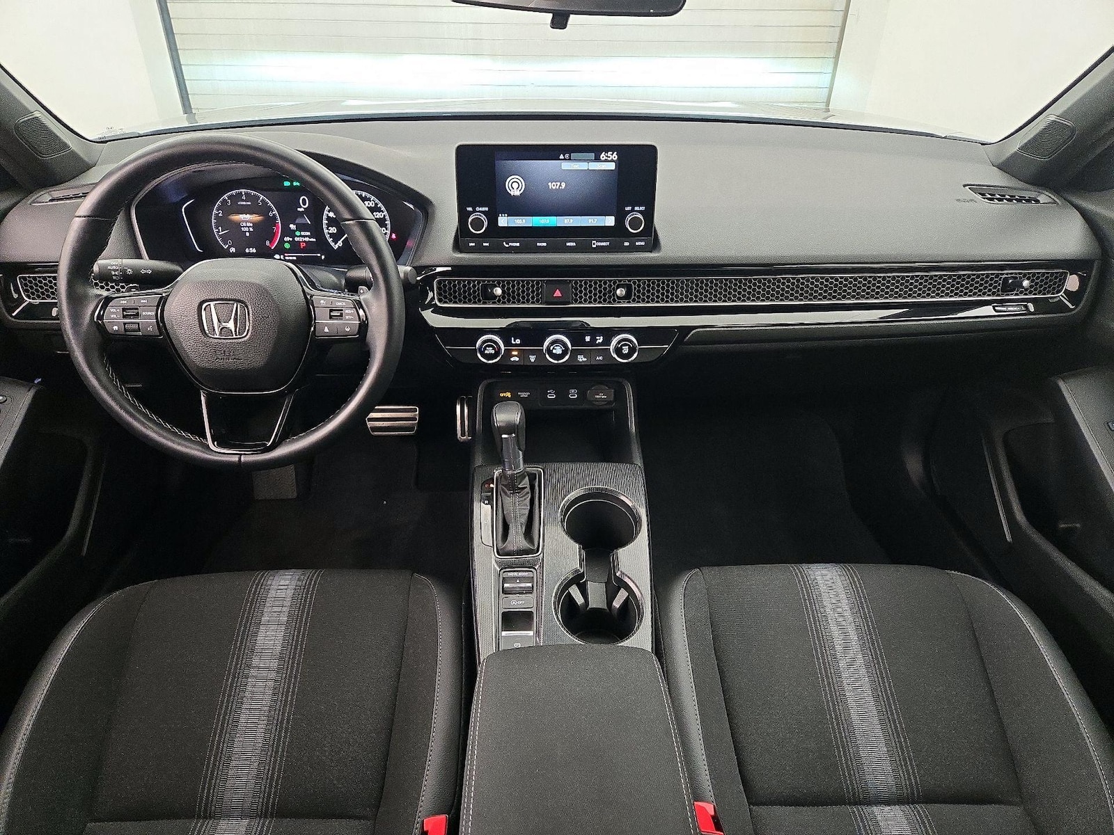 2025 Honda Civic Sport - Photo 10
