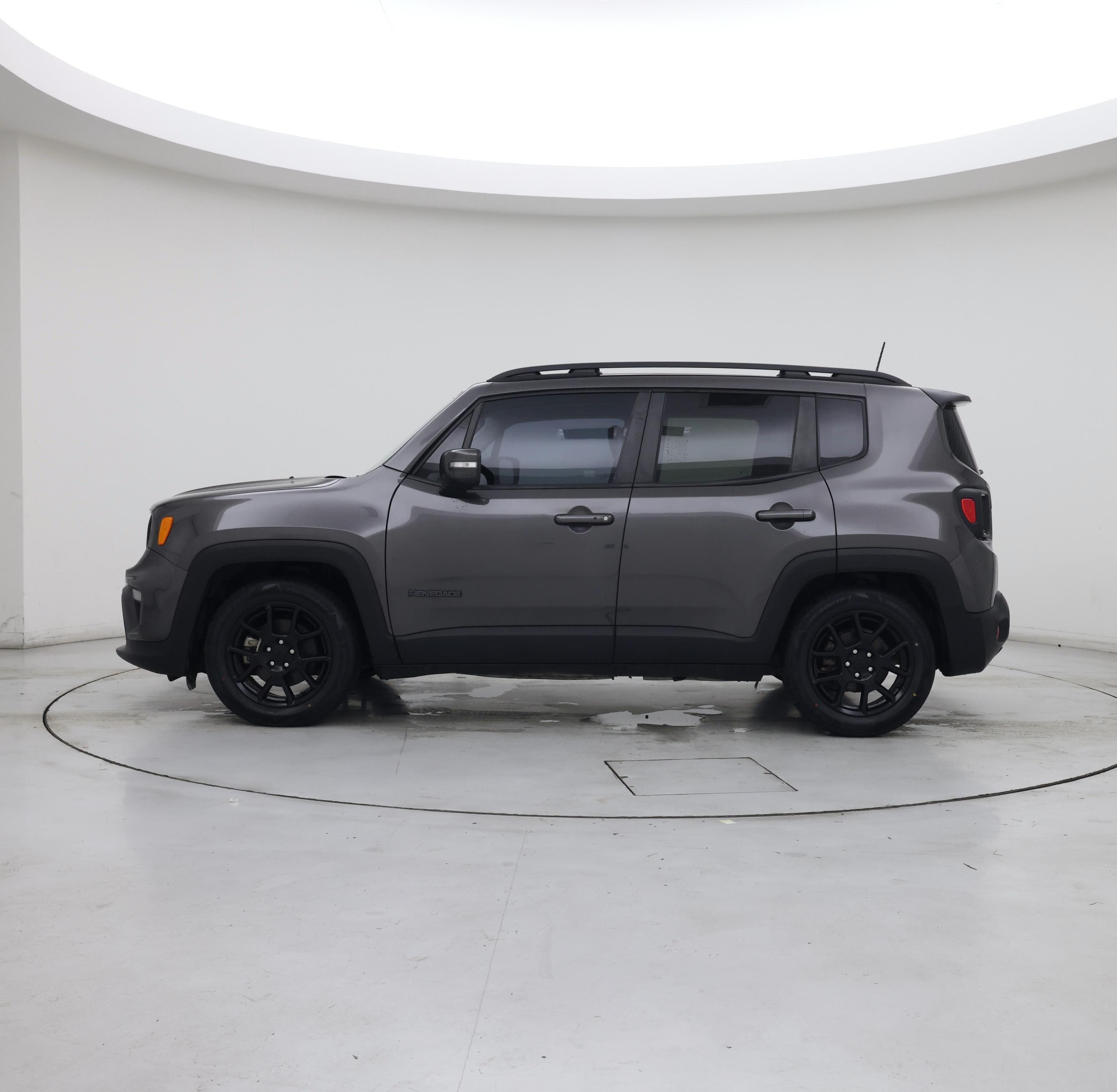 Thumbnail: 2019 Jeep Renegade - 3