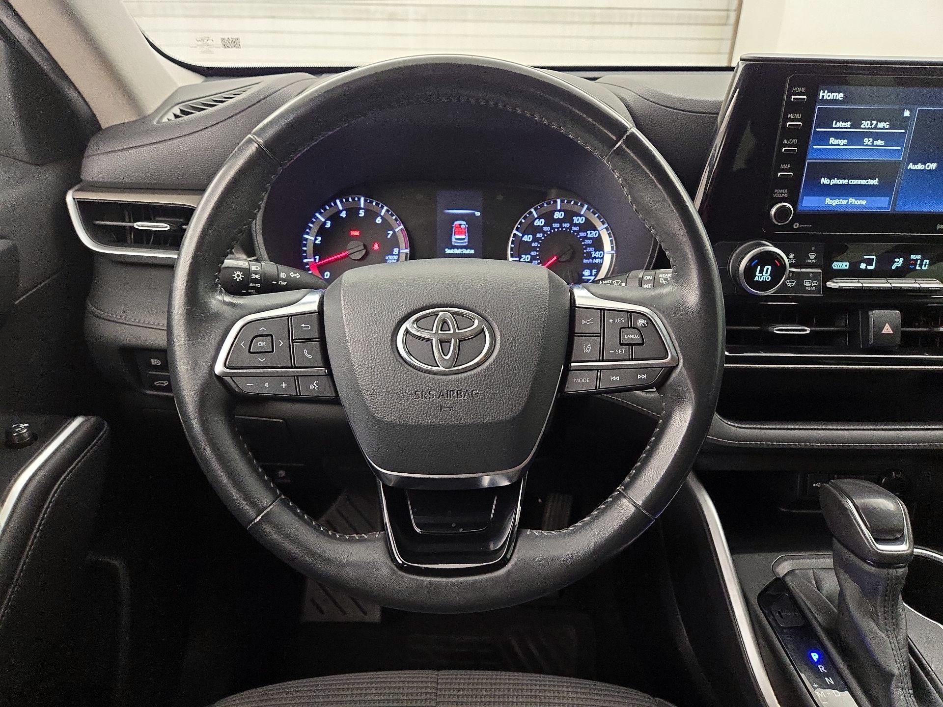 Thumbnail: 2020 Toyota Highlander - 10