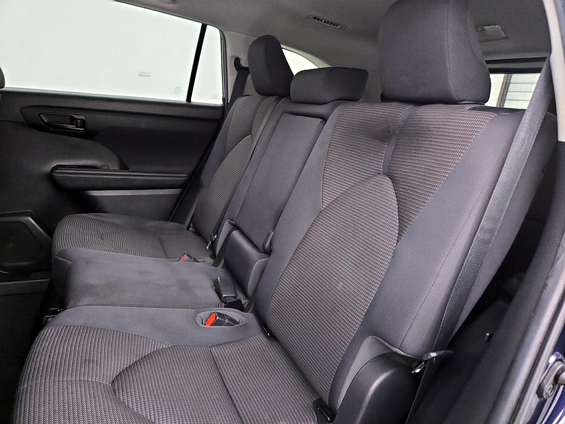 Thumbnail: 2020 Toyota Highlander - 19