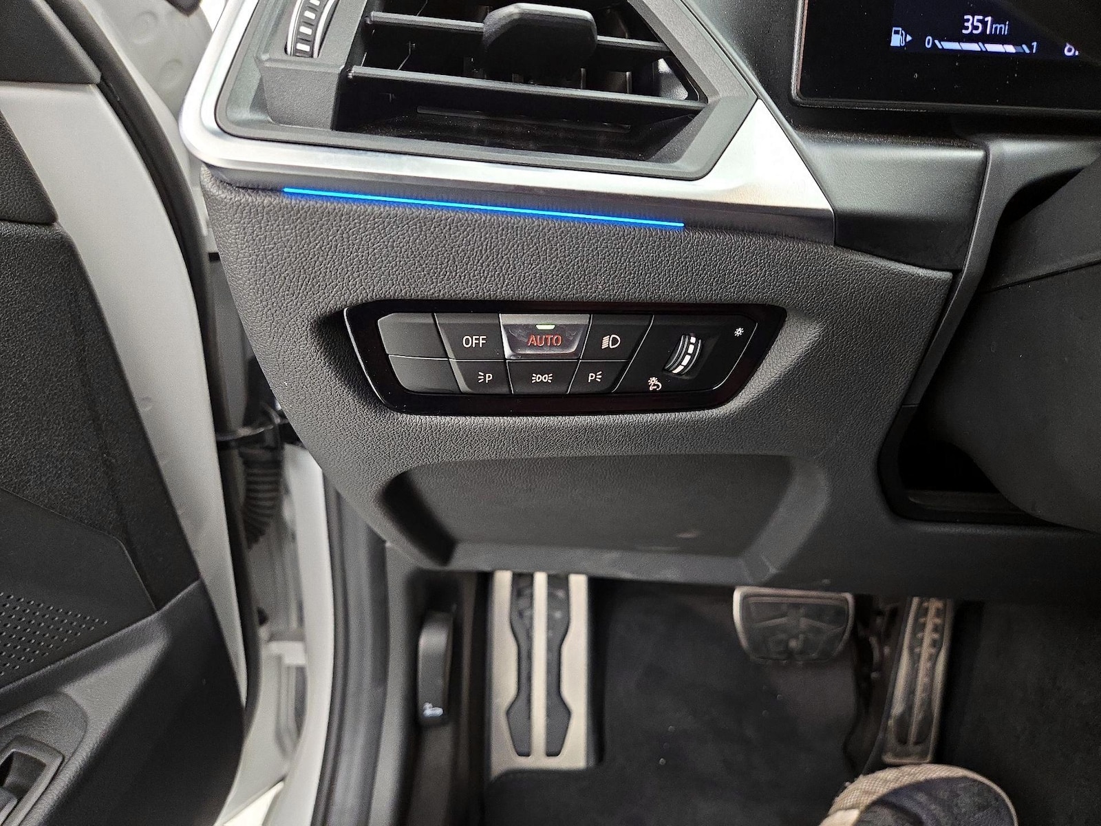 2024 BMW 3 Series M340i - Photo 14