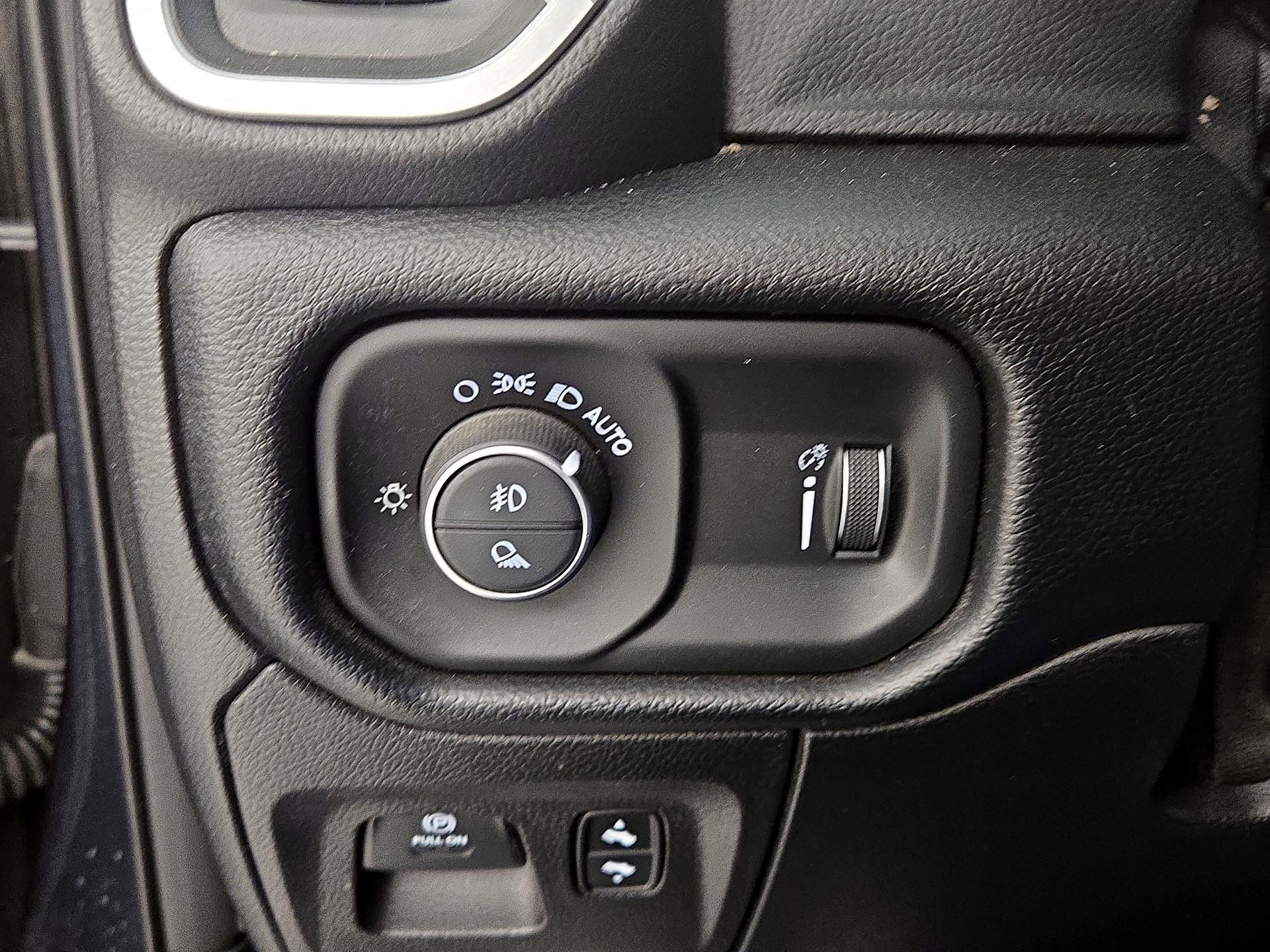 Thumbnail: 2021 RAM 1500 - 13