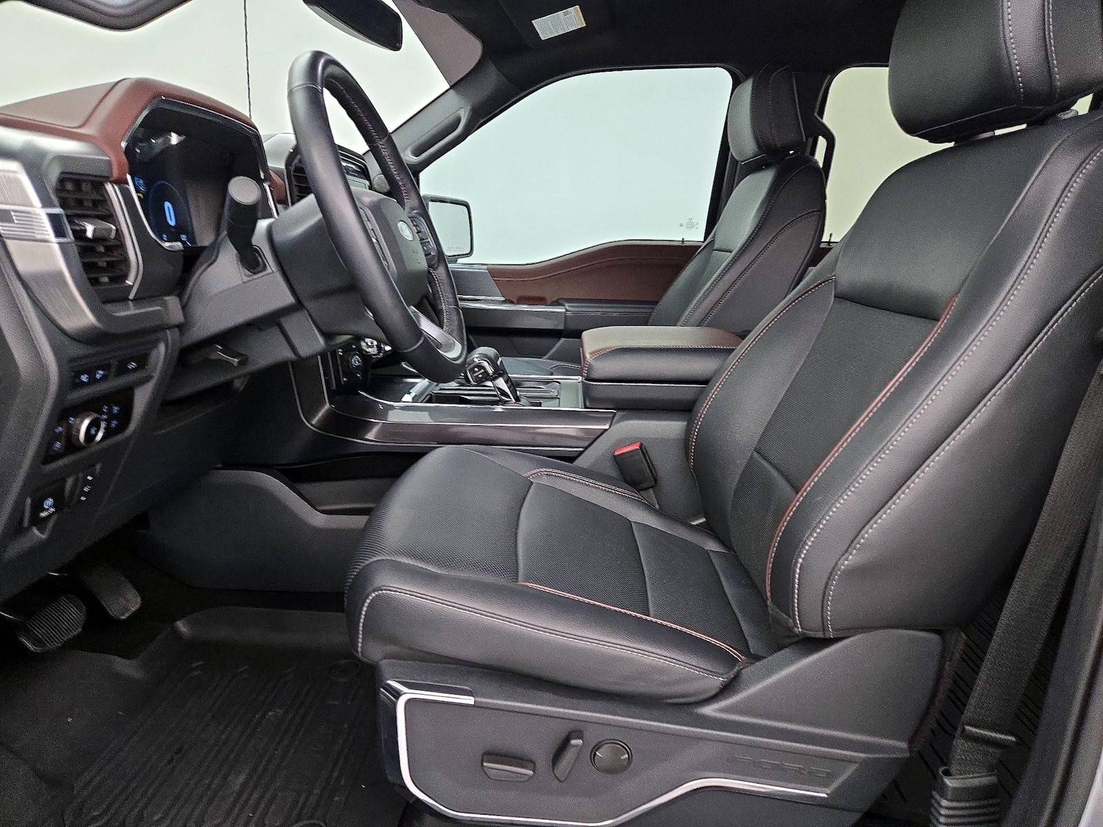 2023 Ford F-150 Lariat - Photo 12