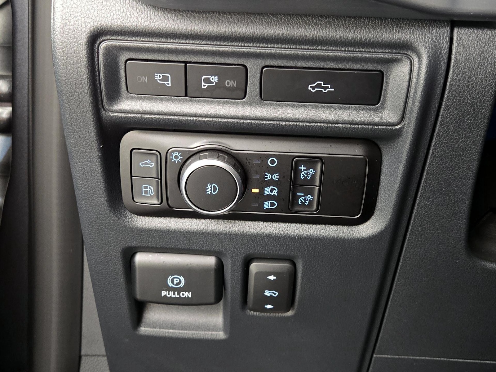 2023 Ford F-150 Lariat - Photo 14