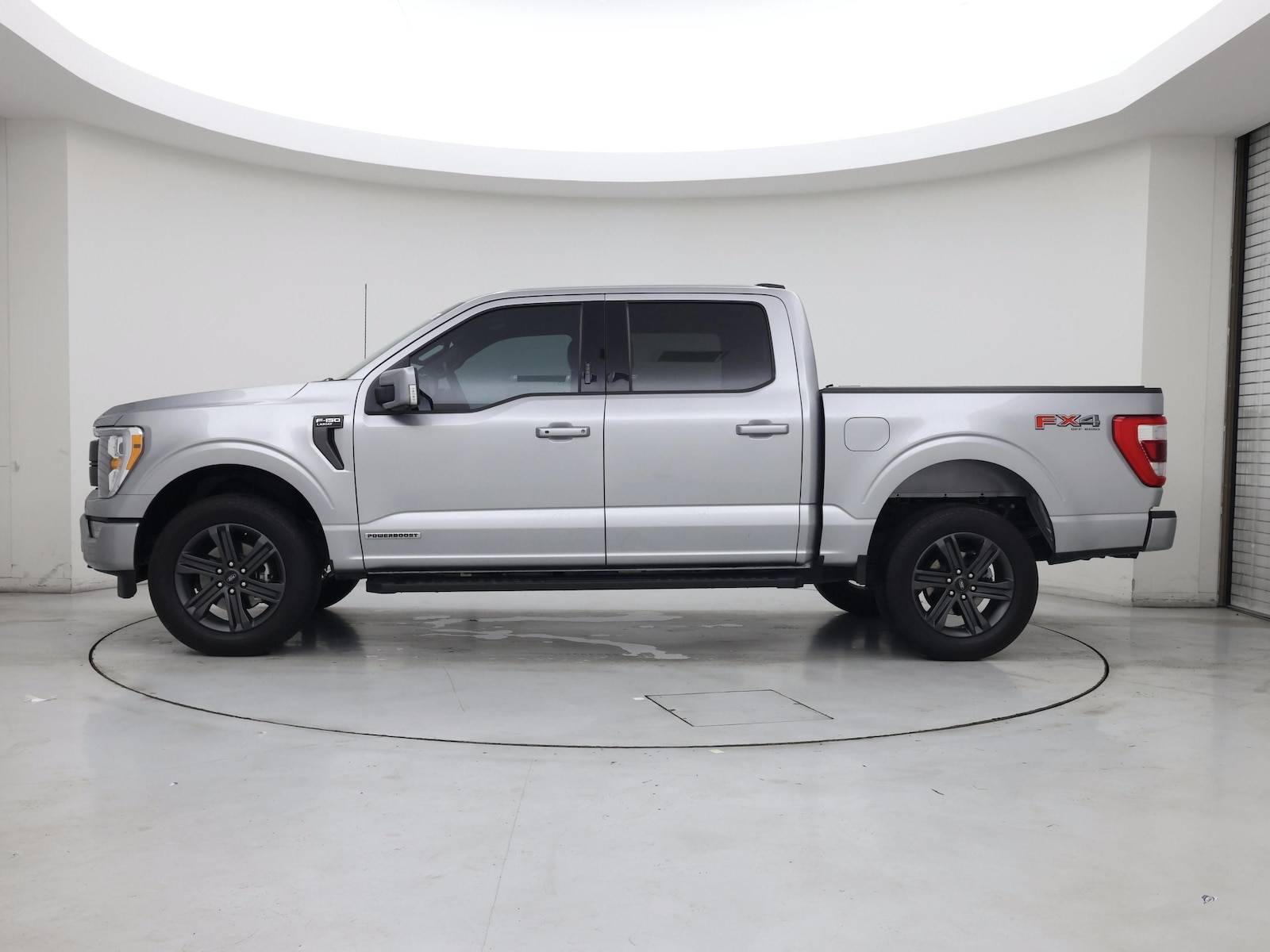 2023 Ford F-150 Lariat - Photo 4