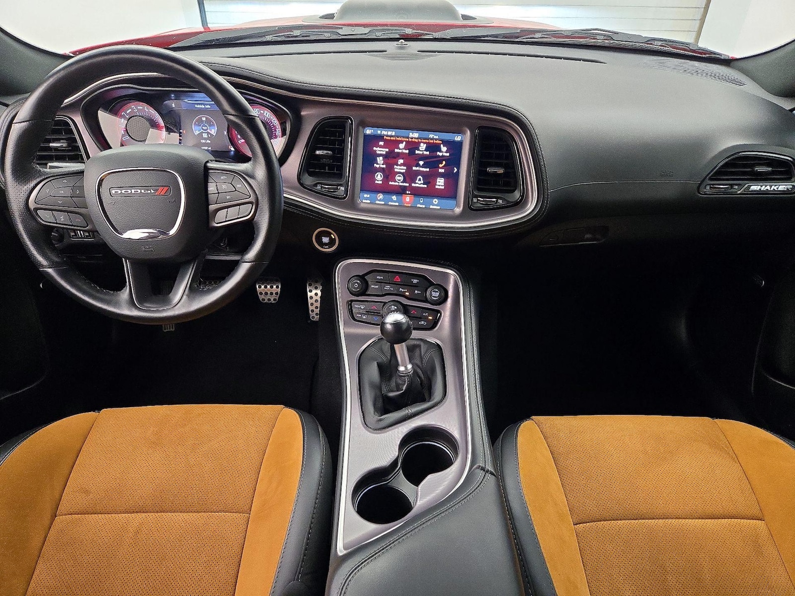 2022 Dodge Challenger R/T - Photo 10