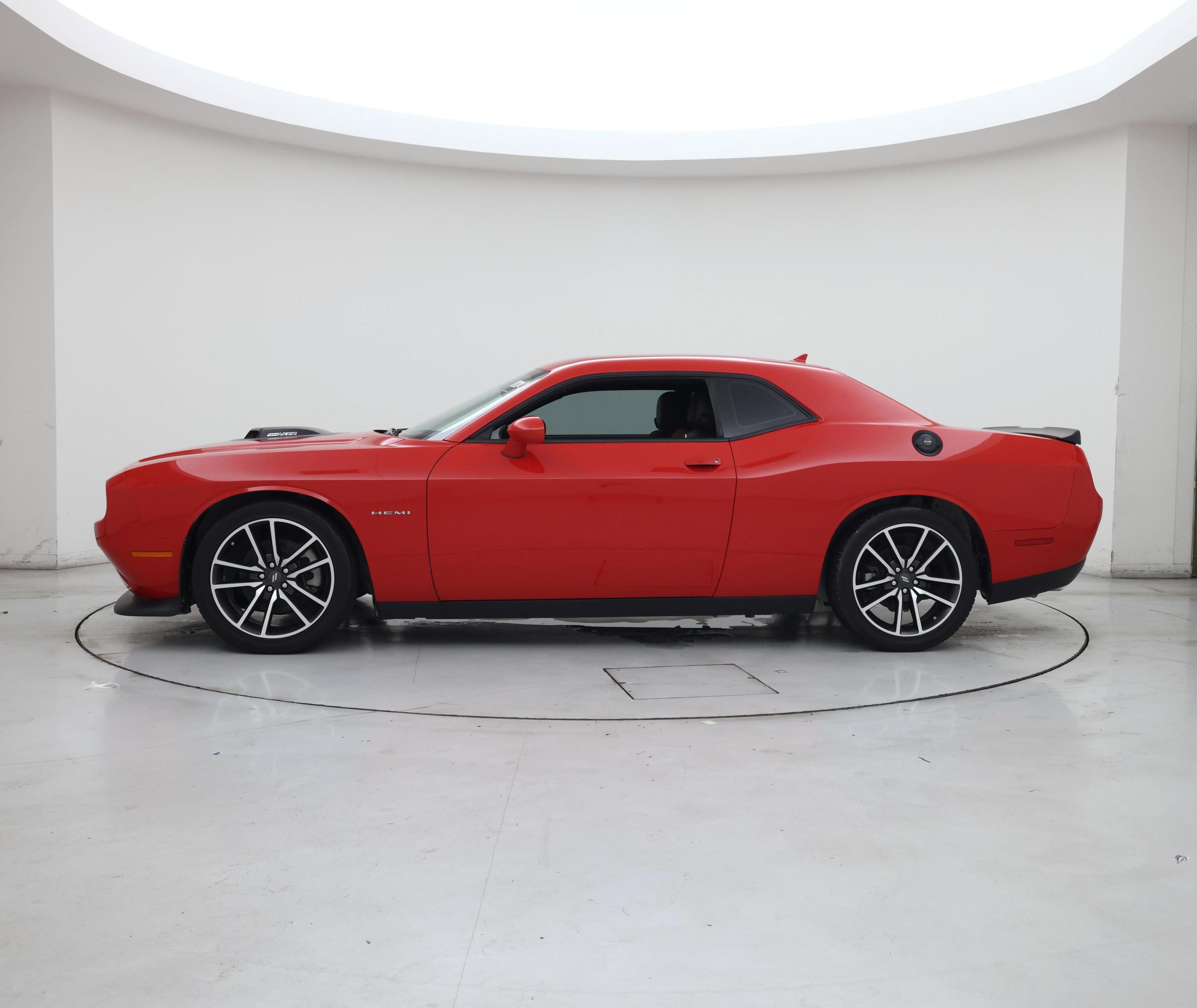 Thumbnail: 2022 Dodge Challenger - 3