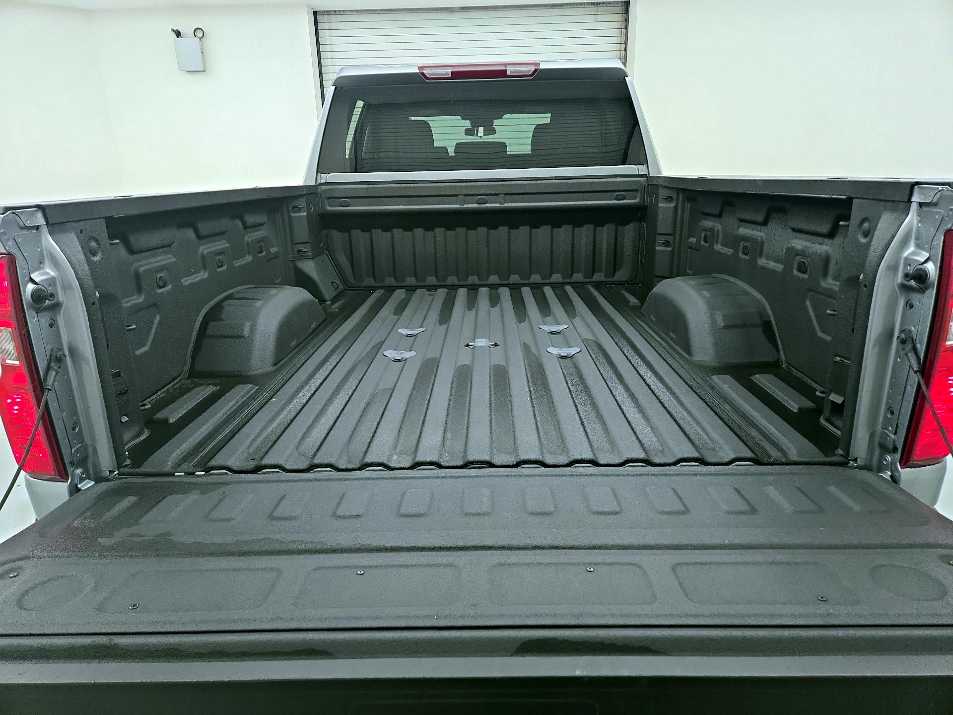 Thumbnail: 2025 Chevrolet Silverado 2500 - 20