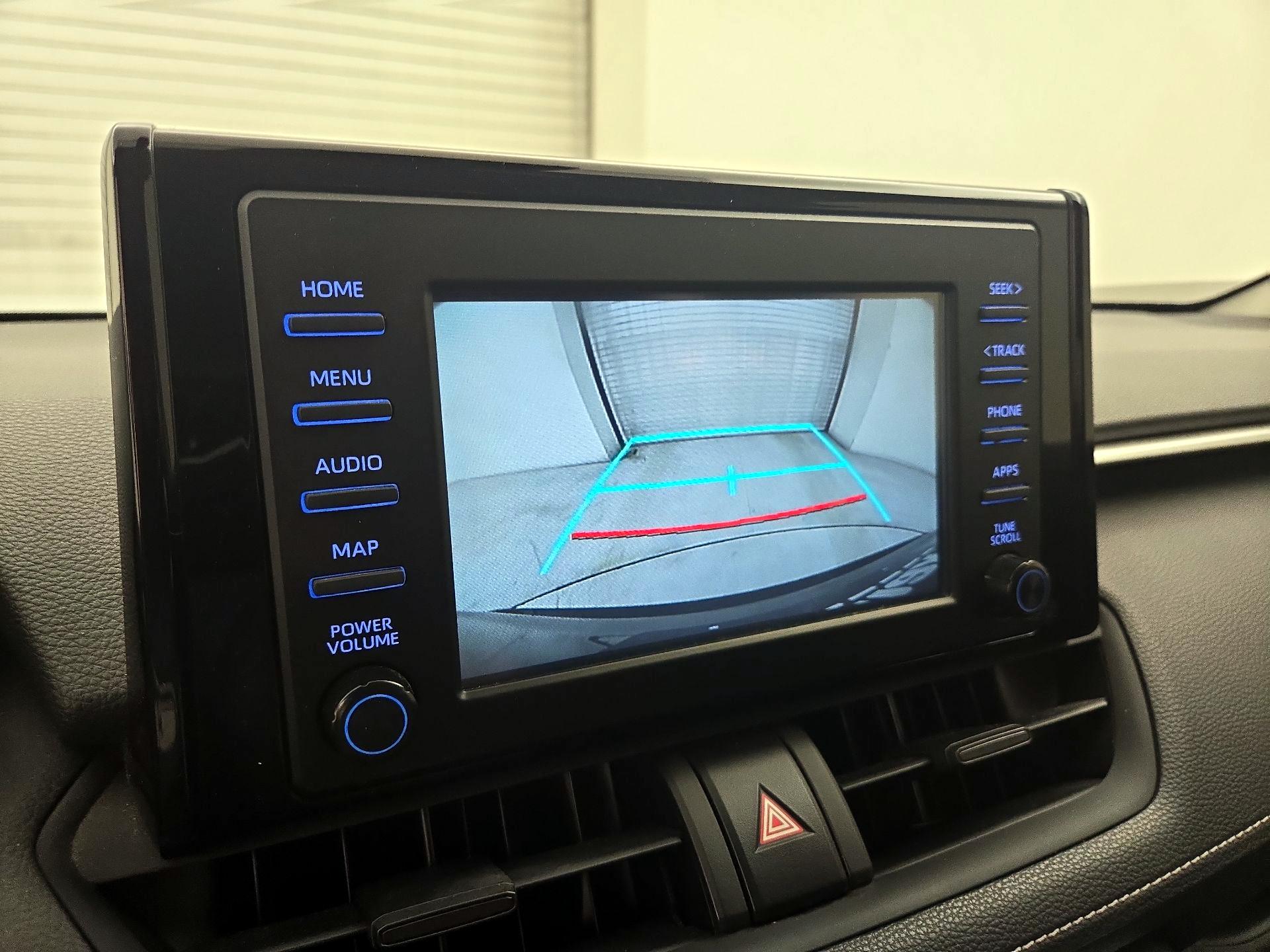 Thumbnail: 2019 Toyota RAV4 - 14