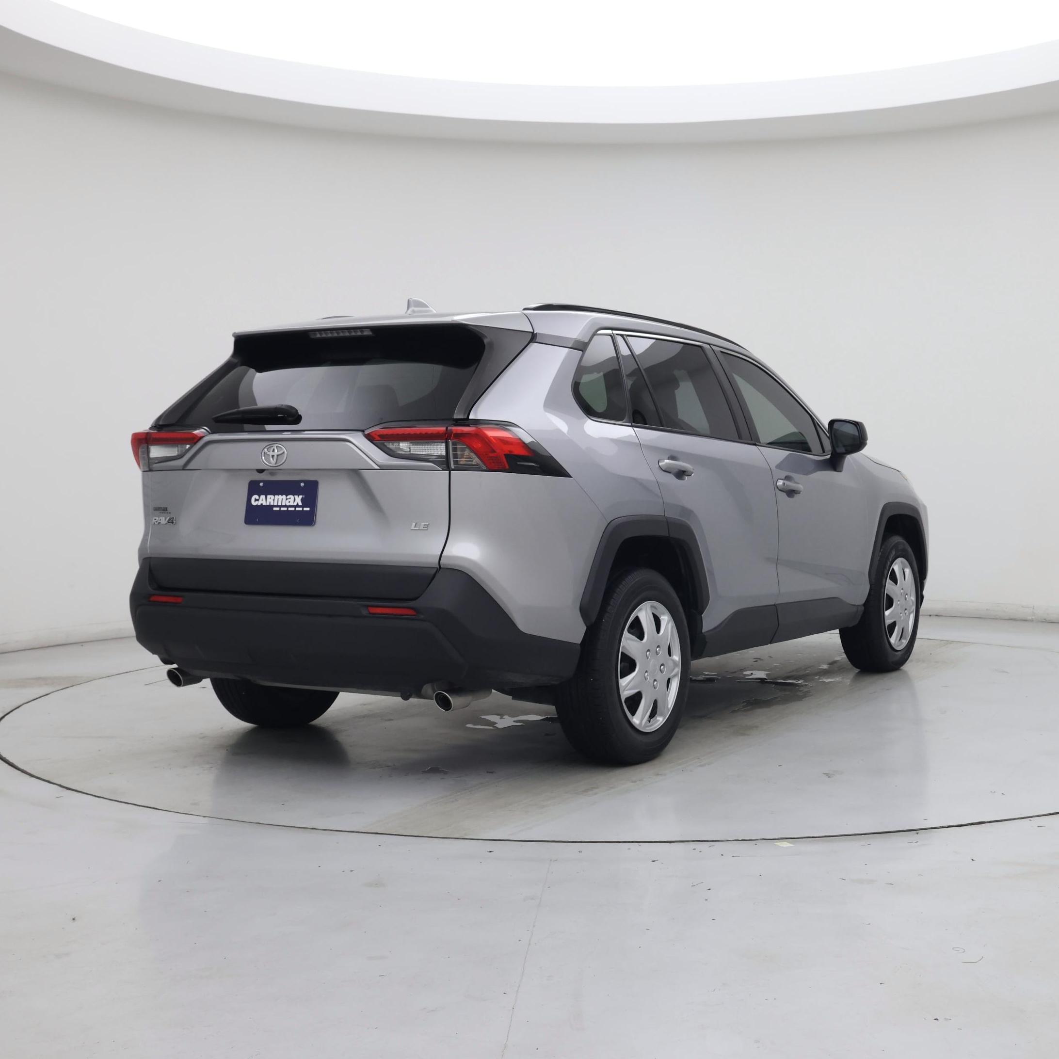 Thumbnail: 2019 Toyota RAV4 - 8