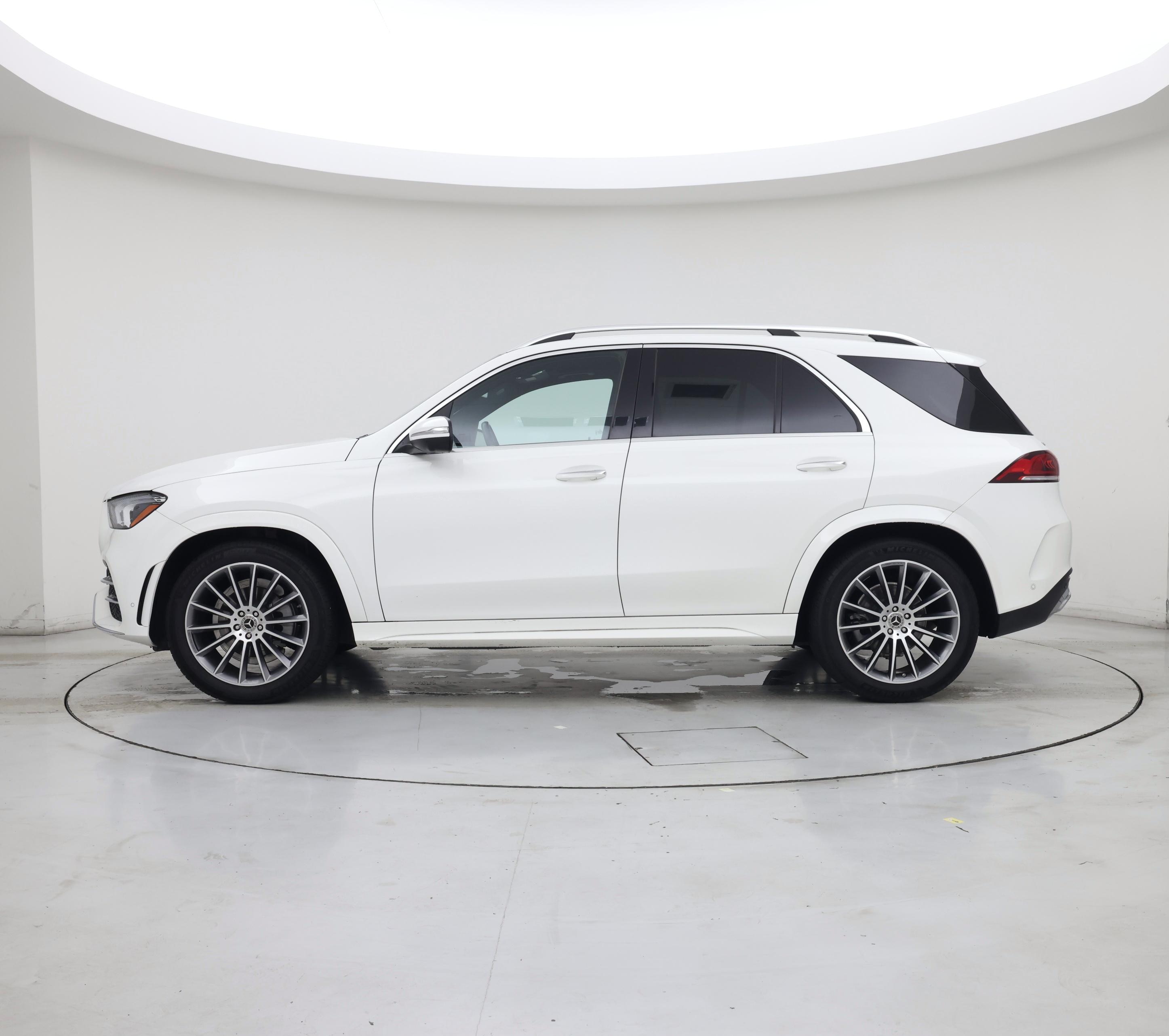 Thumbnail: 2021 Mercedes-Benz GLE - 3