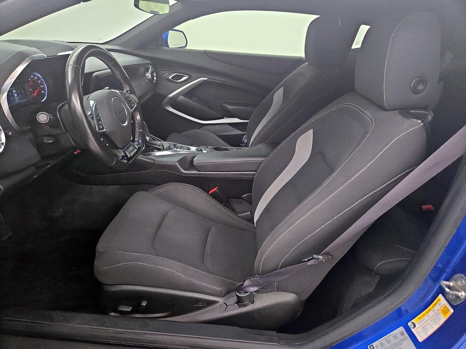 Thumbnail: 2017 Chevrolet Camaro - 11