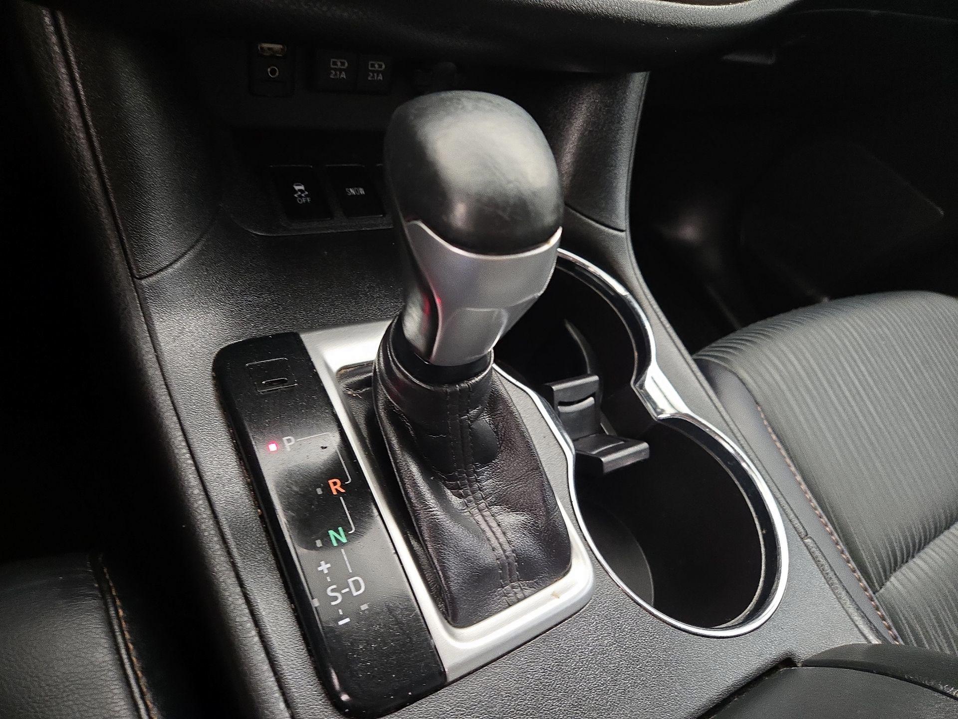 Thumbnail: 2018 Toyota Highlander - 17