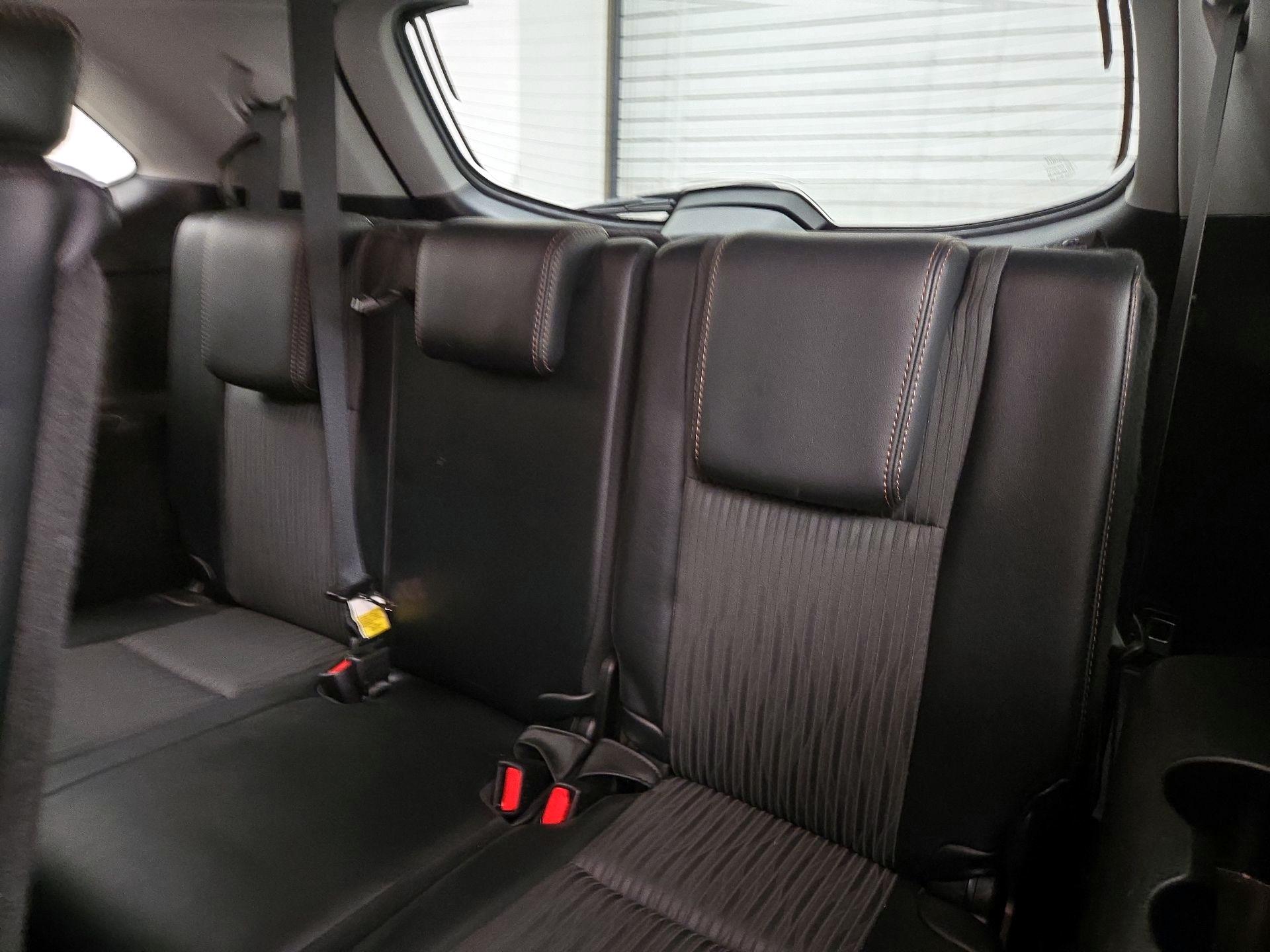 Thumbnail: 2018 Toyota Highlander - 20