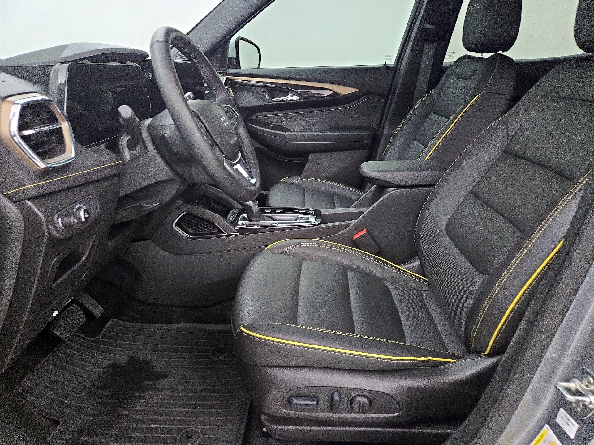 Thumbnail: 2025 Chevrolet TrailBlazer - 11