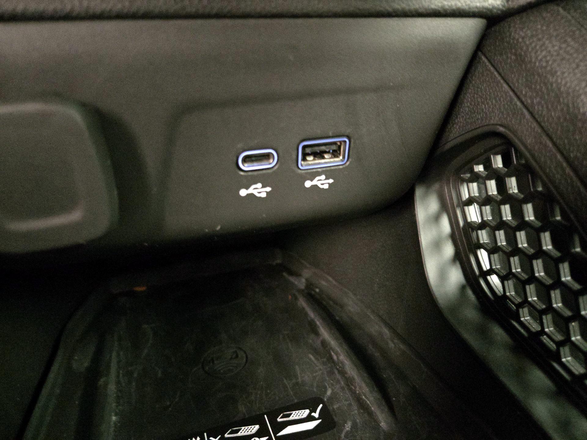 Thumbnail: 2025 Chevrolet TrailBlazer - 18