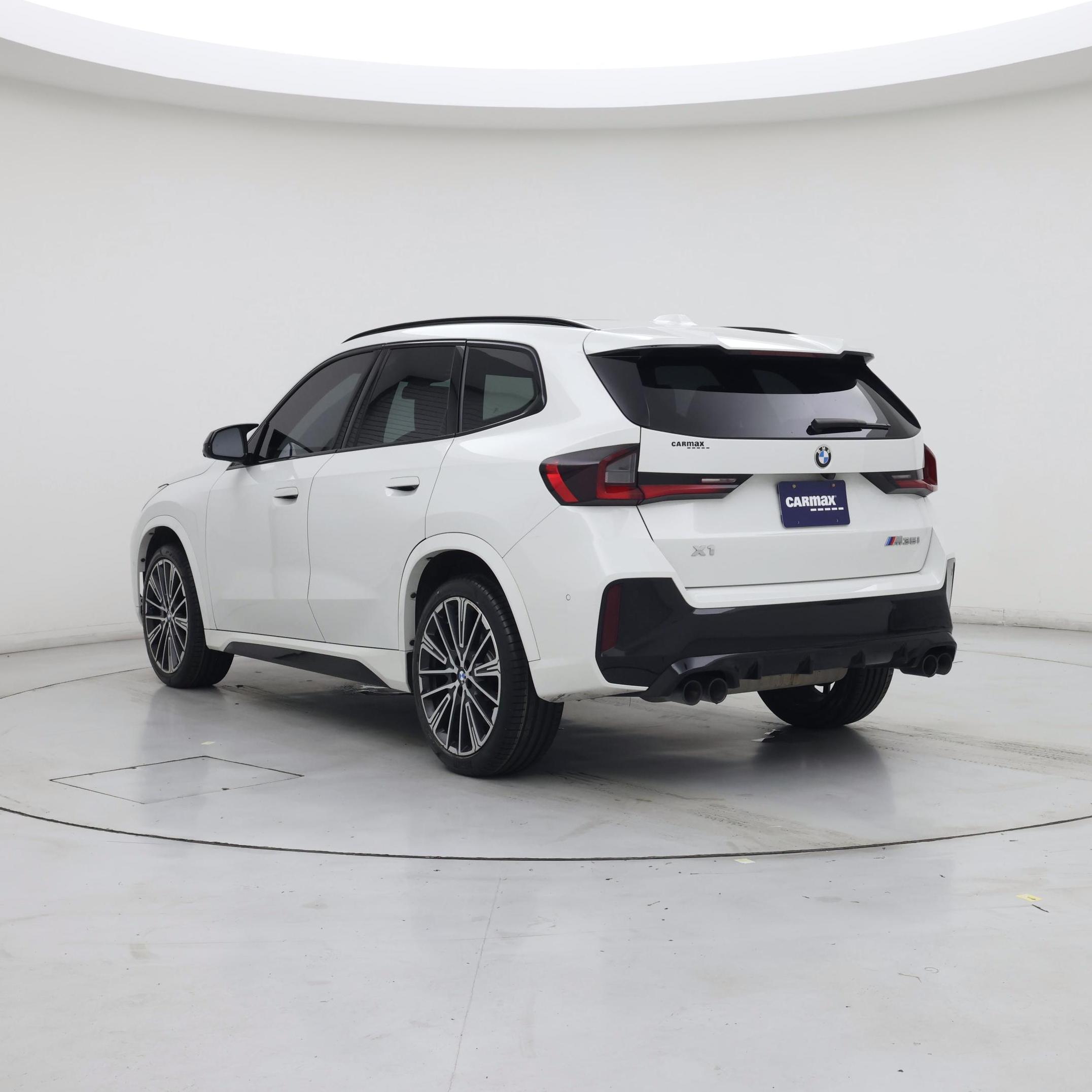 Thumbnail: 2024 BMW X1 - 2