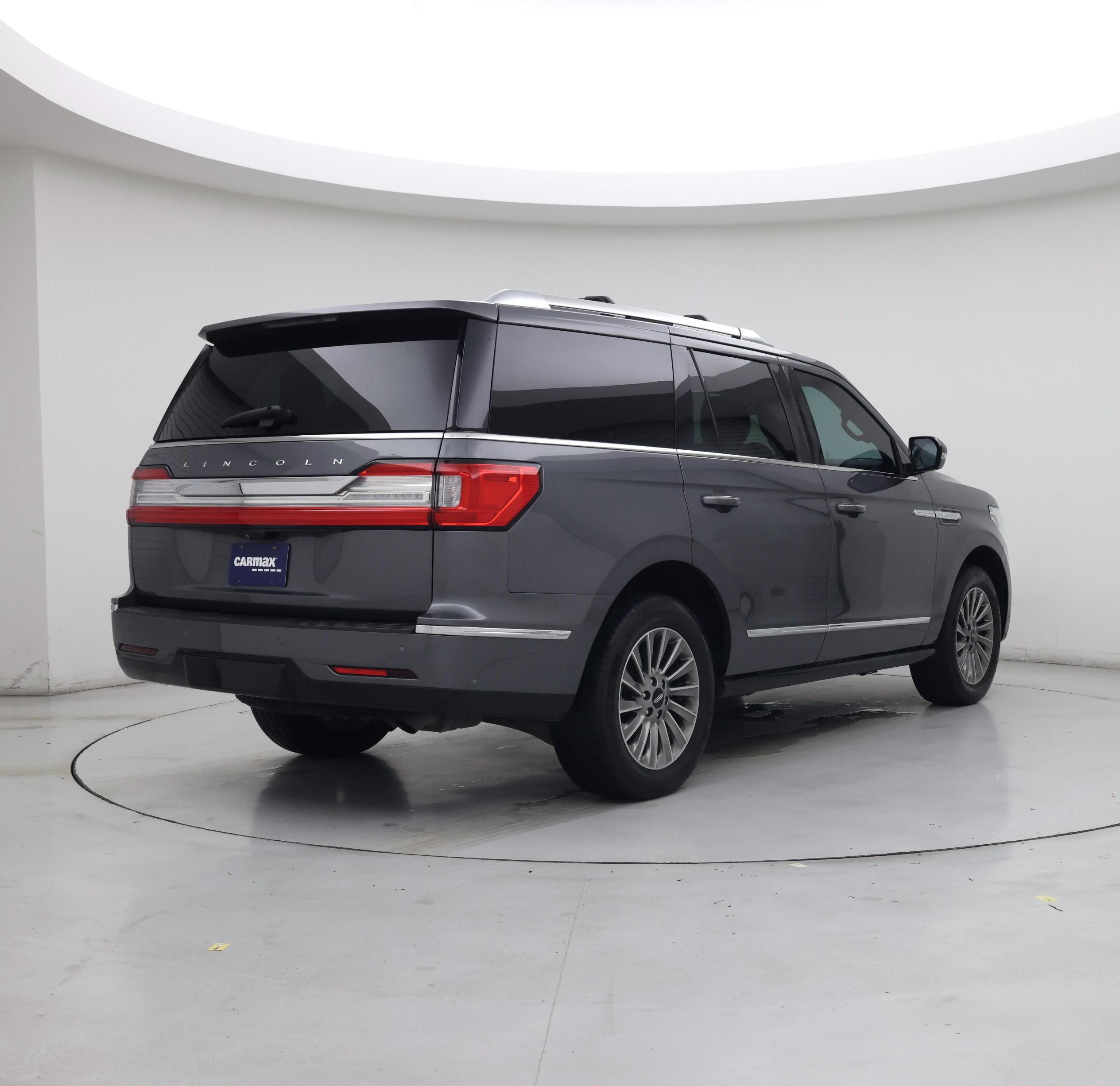 Thumbnail: 2021 Lincoln Navigator - 8
