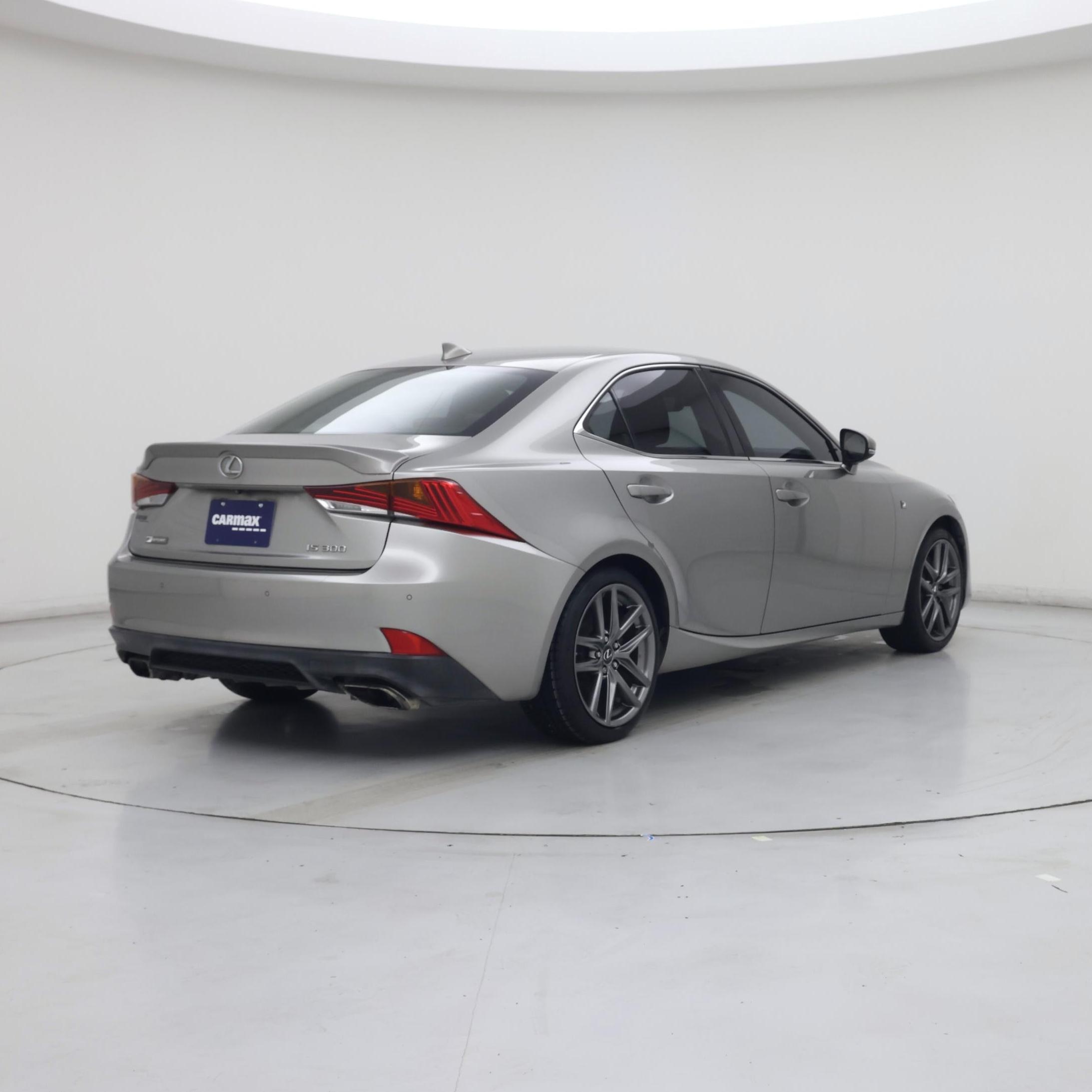 Thumbnail: 2018 Lexus IS - 8