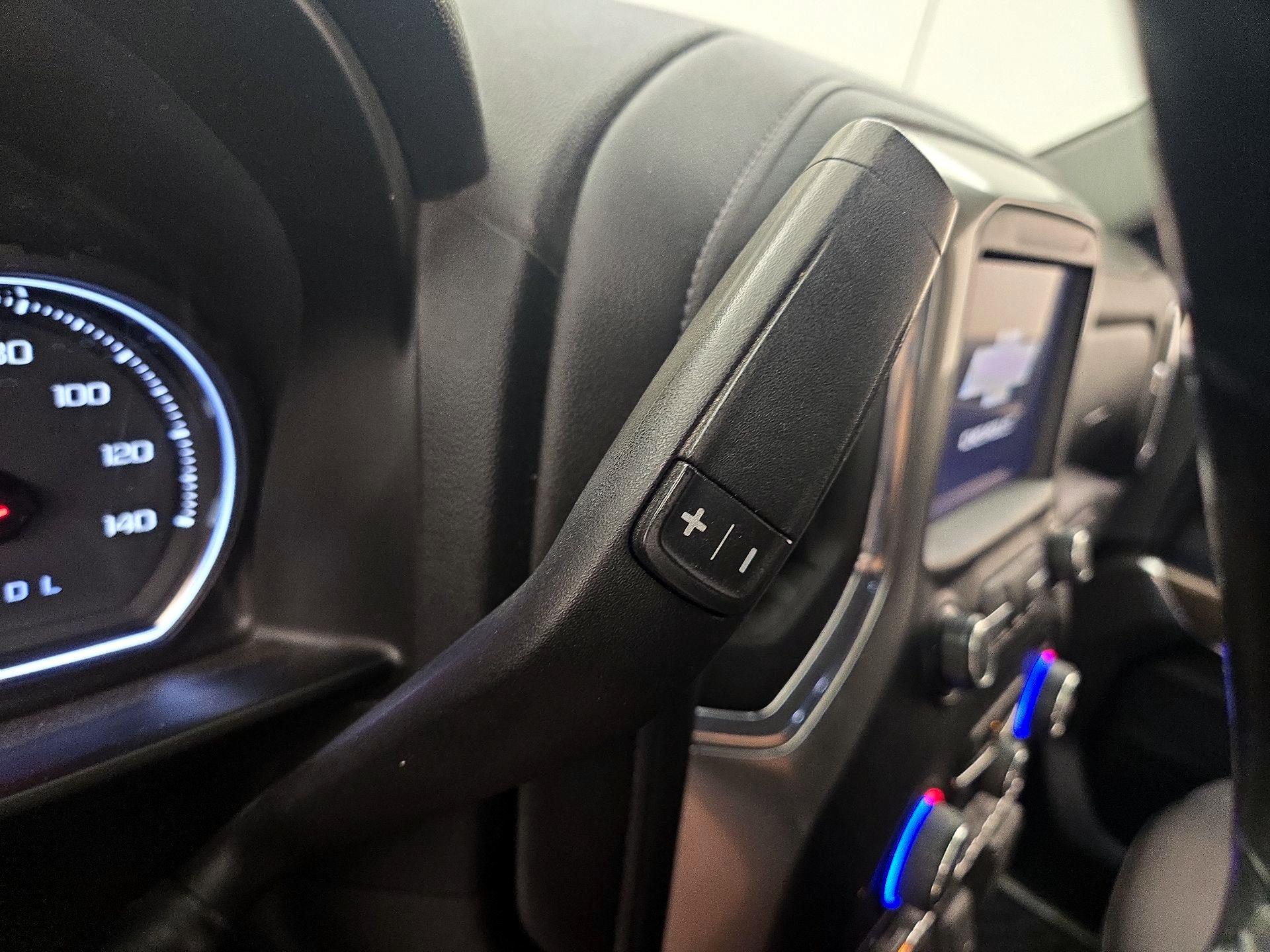 Thumbnail: 2020 Chevrolet Silverado 1500 - 17