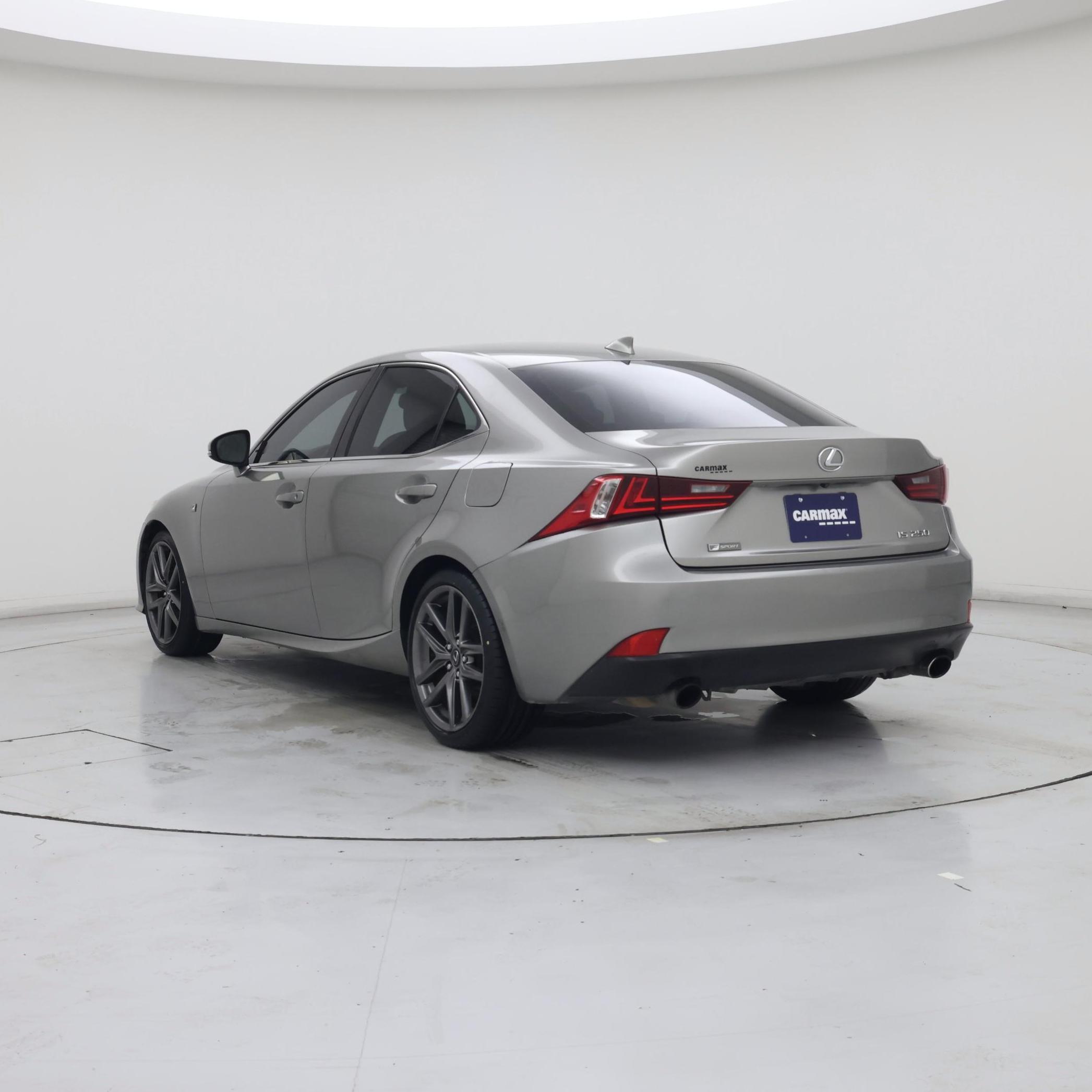 Thumbnail: 2015 Lexus IS - 2