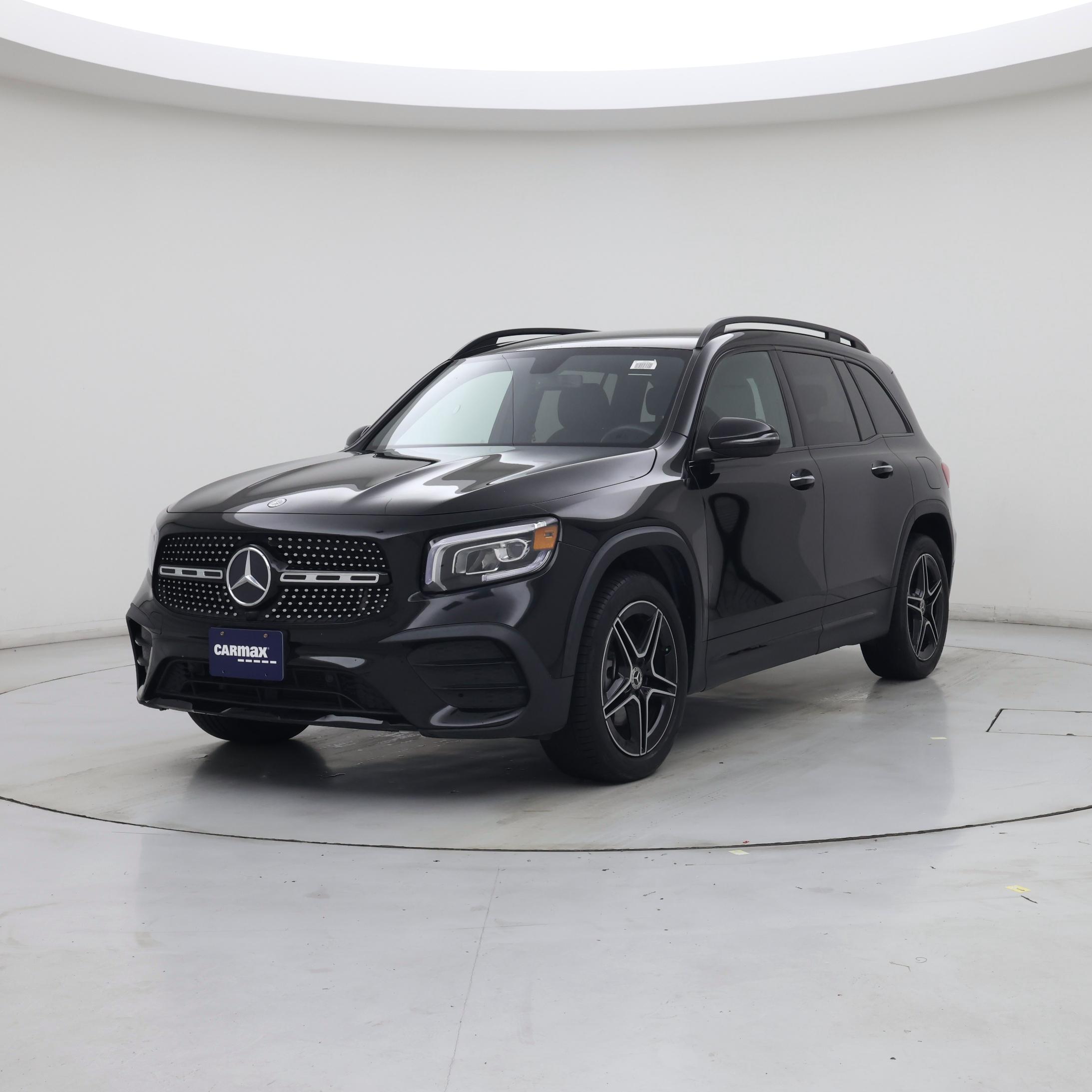 Thumbnail: 2023 Mercedes-Benz GLB - 4