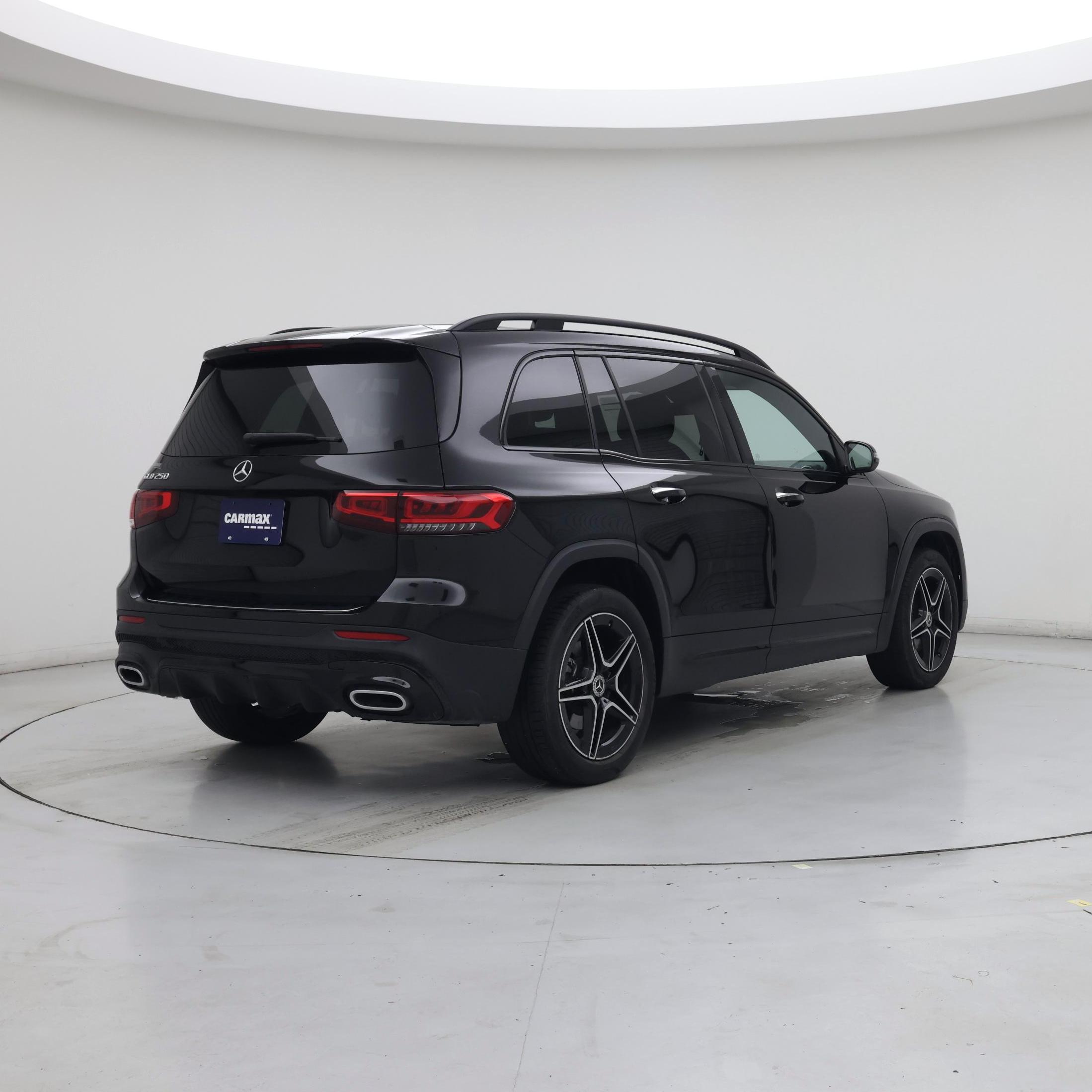 Thumbnail: 2023 Mercedes-Benz GLB - 8