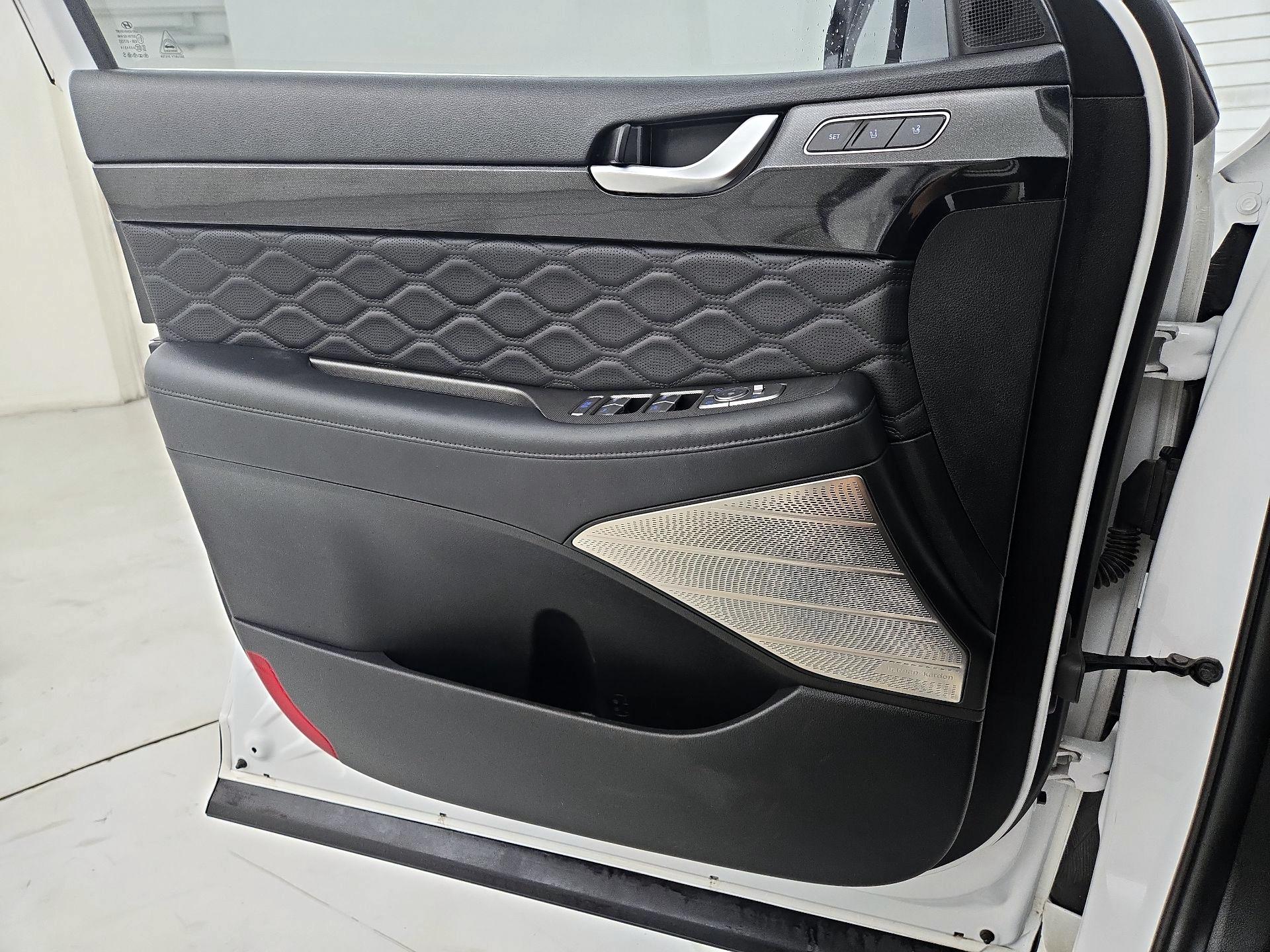 Thumbnail: 2021 Hyundai Palisade - 12