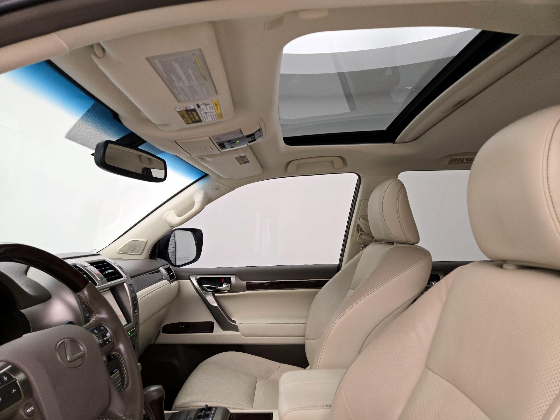 Thumbnail: 2019 Lexus GX - 20