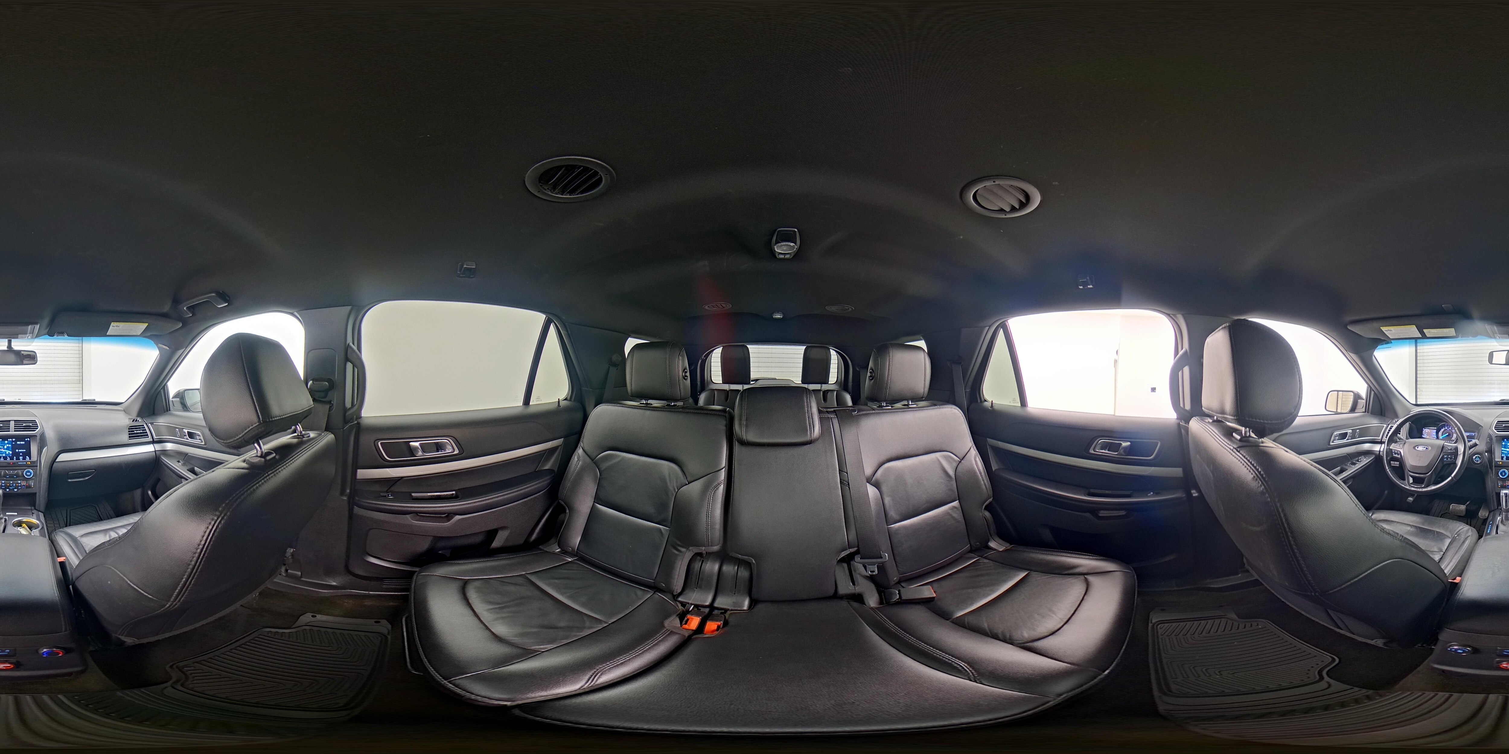 2017 Ford Explorer XLT - Photo 28