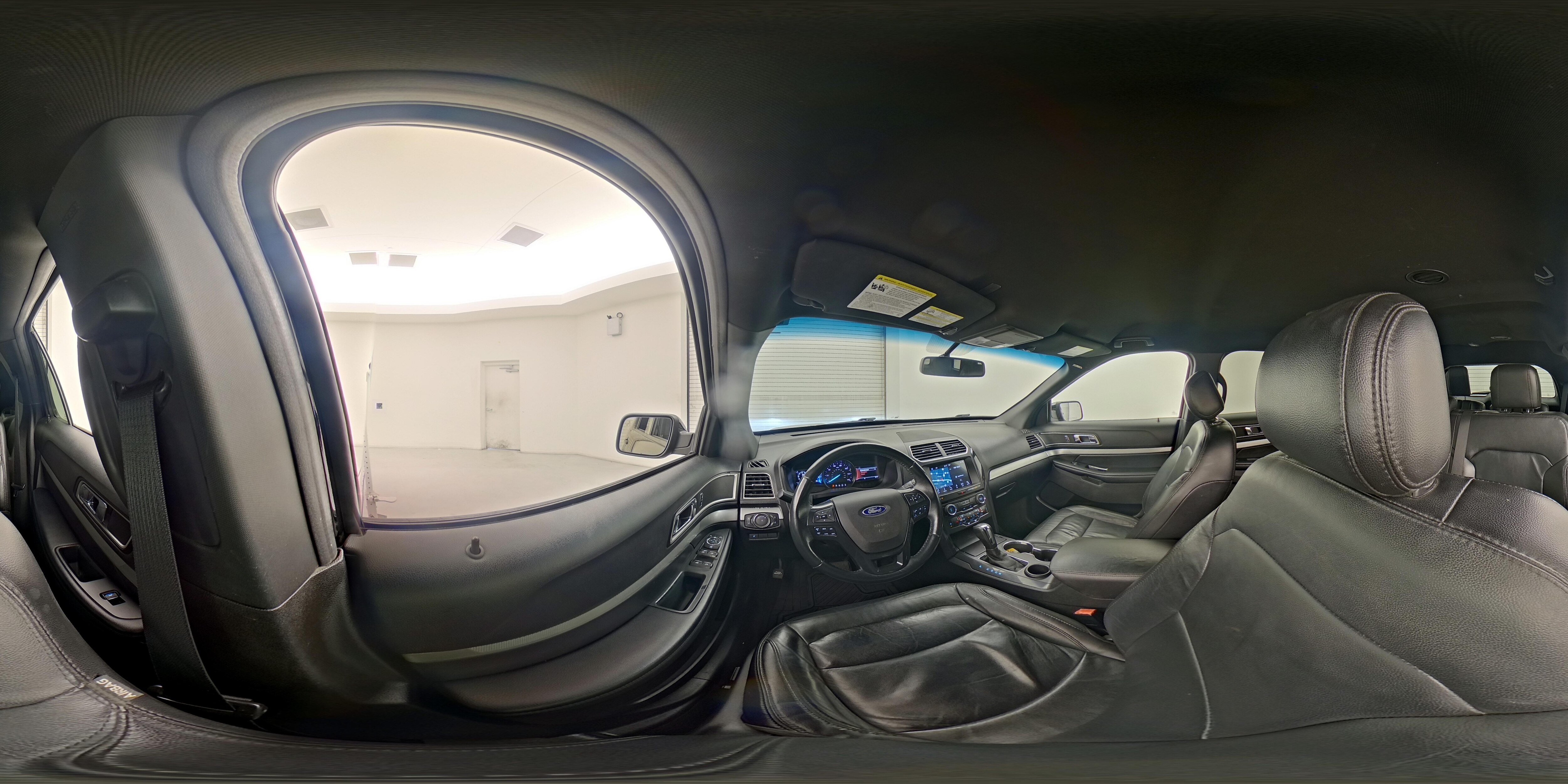 2017 Ford Explorer XLT - Photo 29