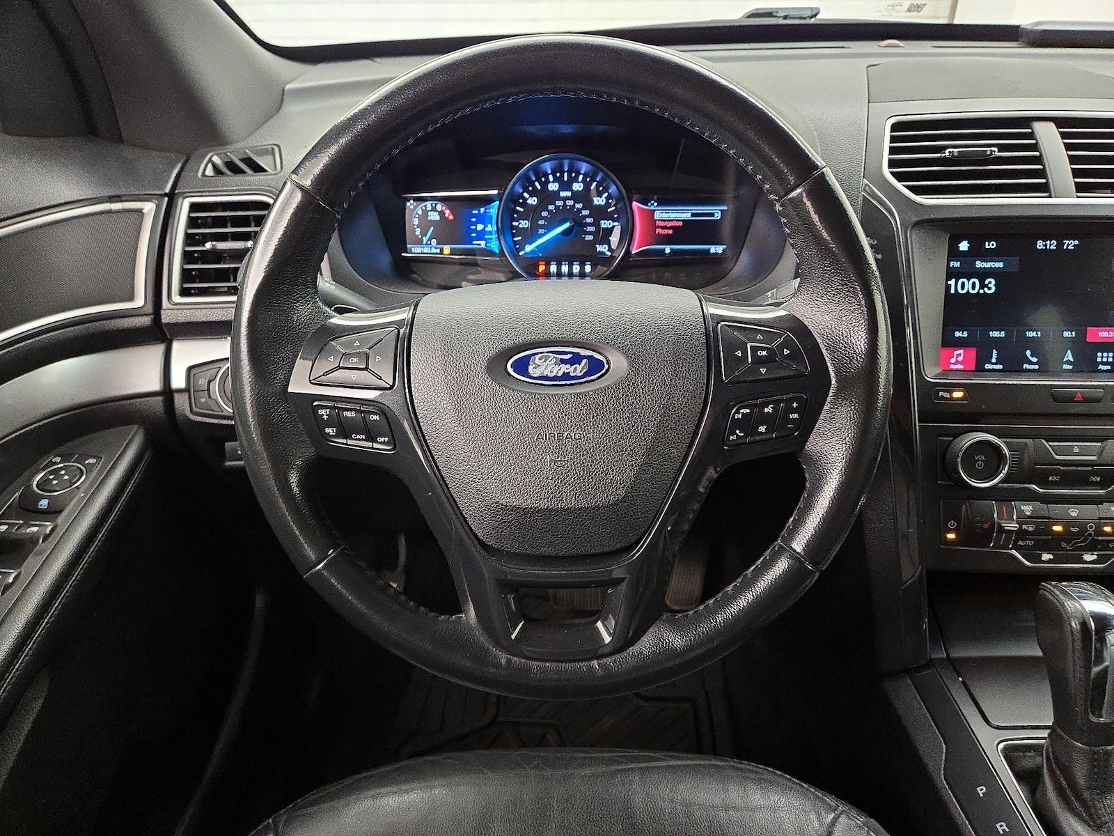 2017 Ford Explorer XLT - Photo 11