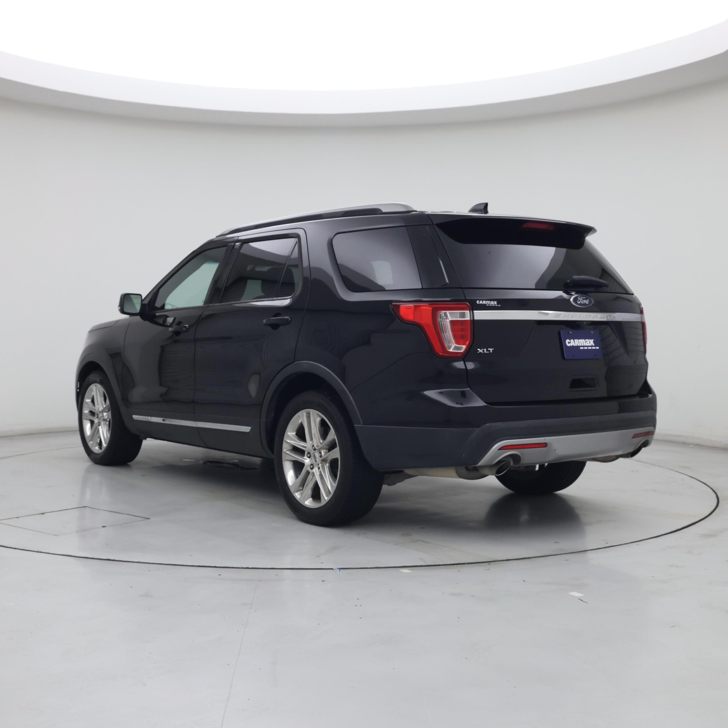 Thumbnail: 2017 Ford Explorer - 2