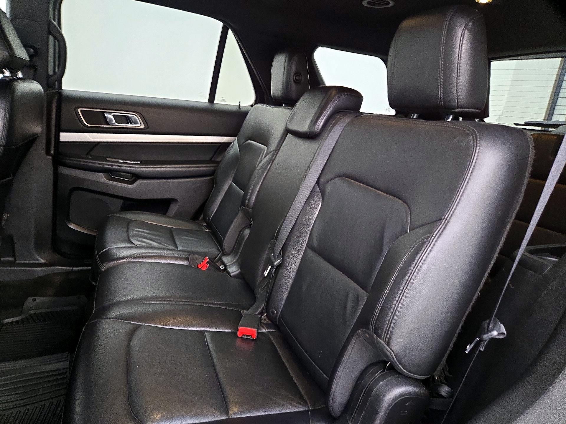 Thumbnail: 2017 Ford Explorer - 20