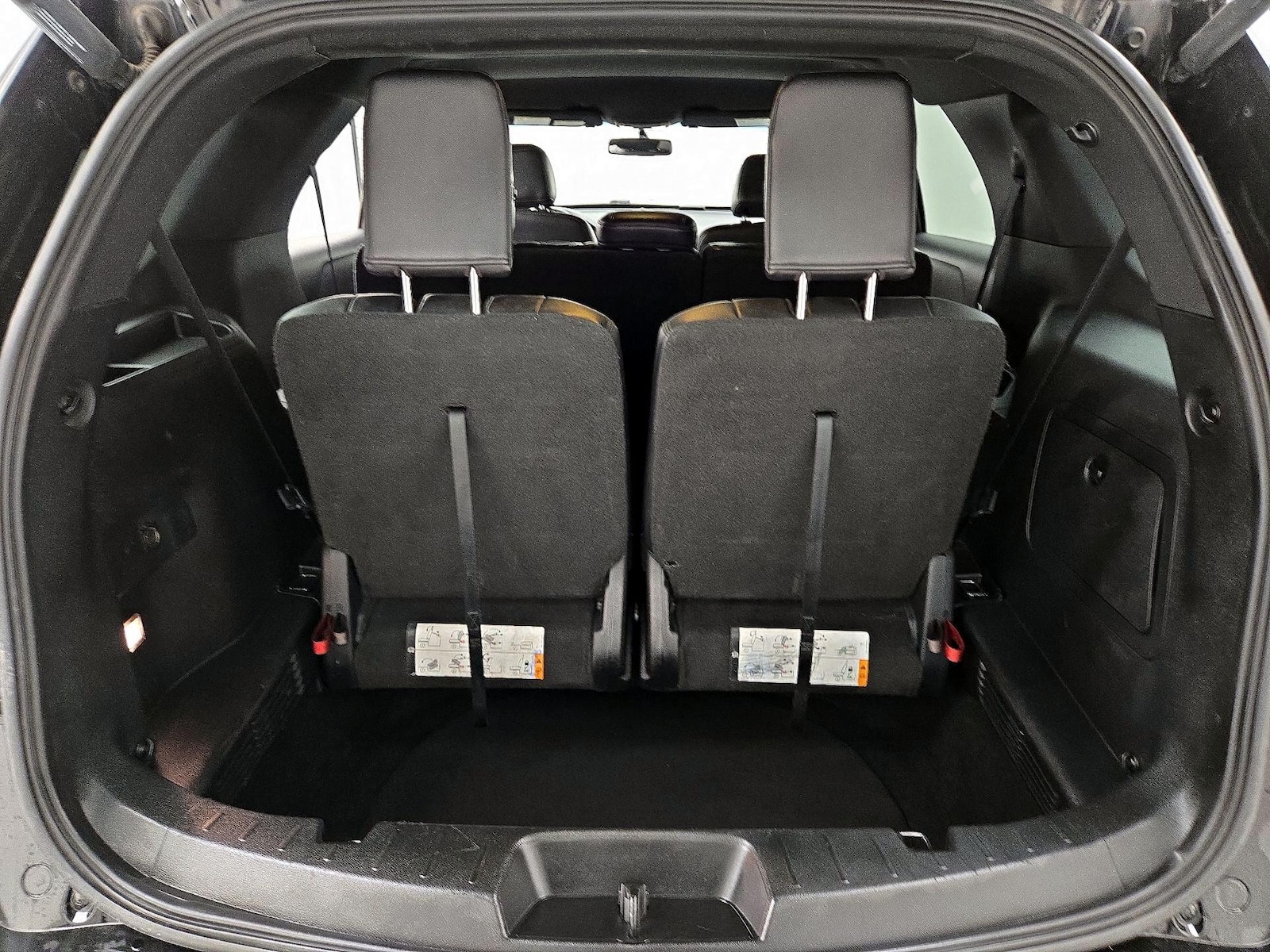 2017 Ford Explorer XLT - Photo 23