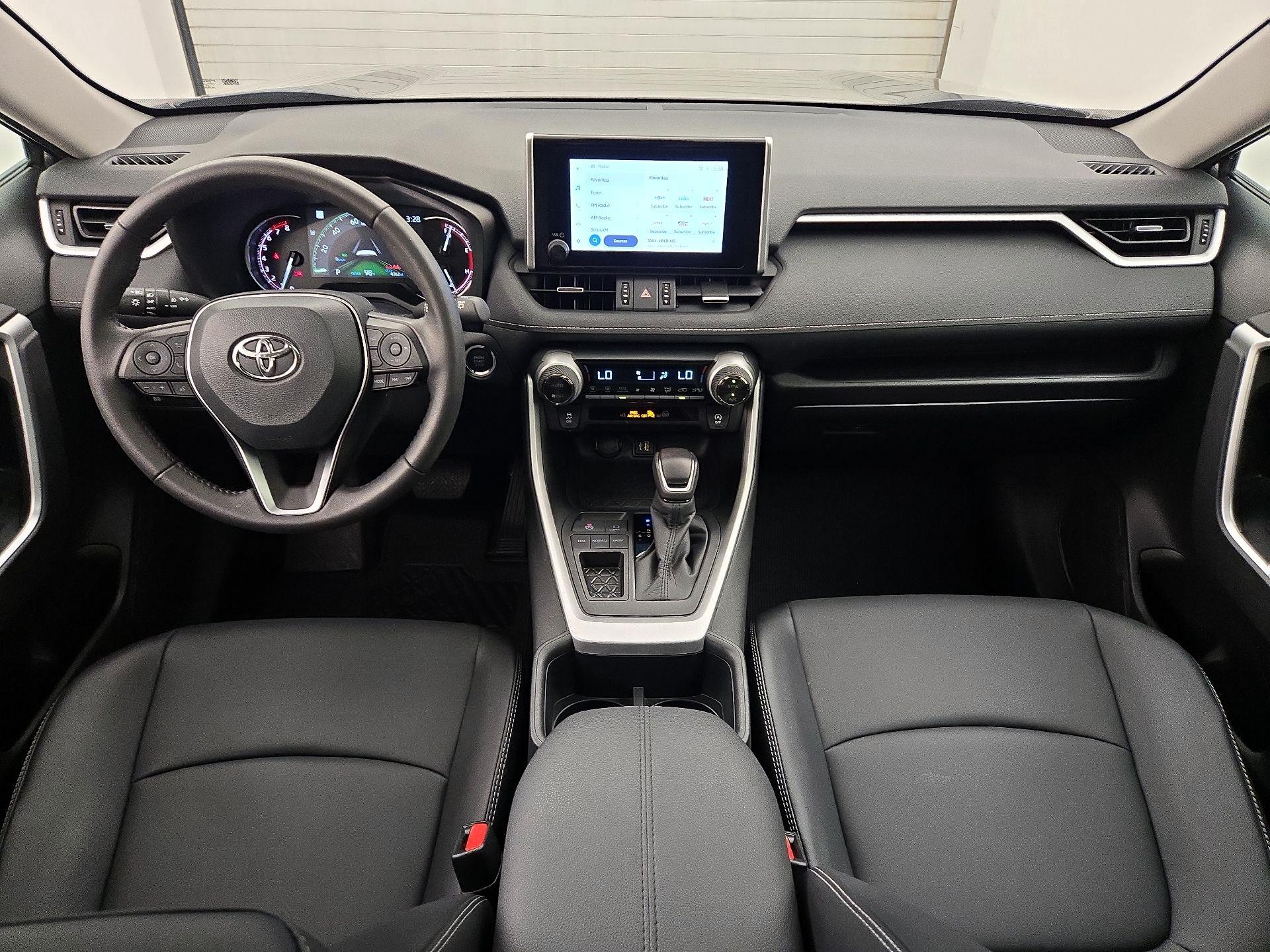 Thumbnail: 2025 Toyota RAV4 - 9