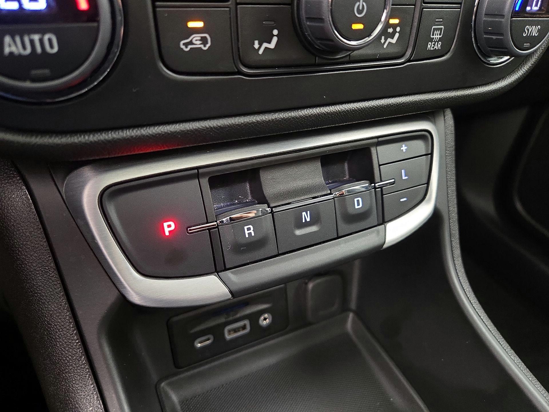 Thumbnail: 2024 GMC Terrain - 17