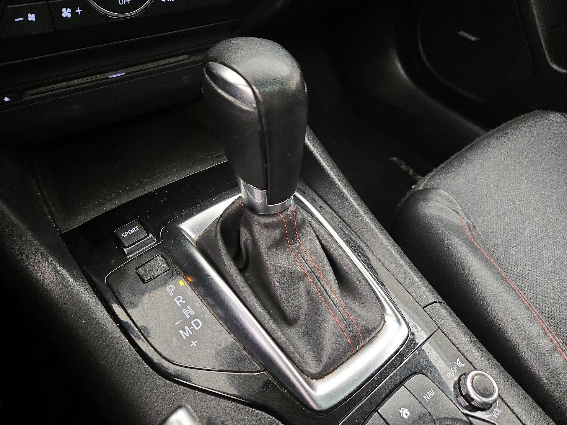 Thumbnail: 2014 Mazda Mazda3 - 17
