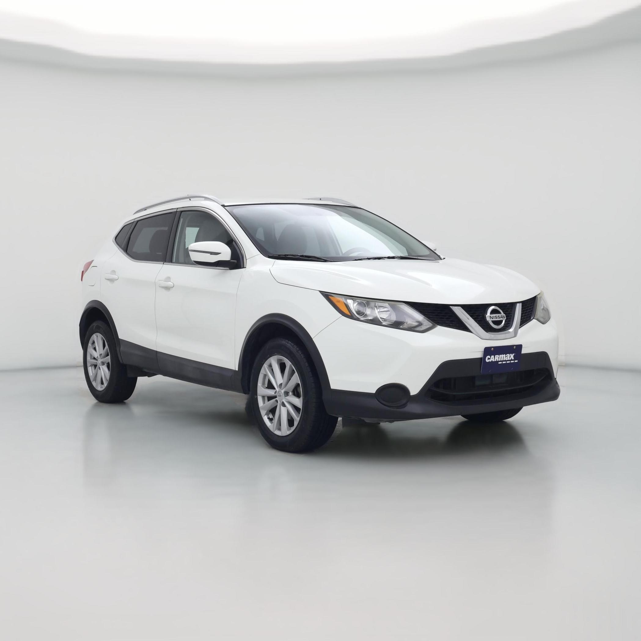 Thumbnail: 2017 Nissan Rogue Sport - 1