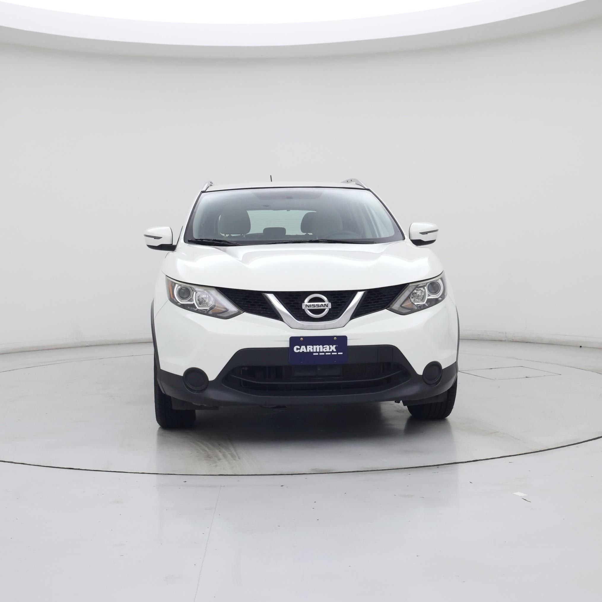 Thumbnail: 2017 Nissan Rogue Sport - 5