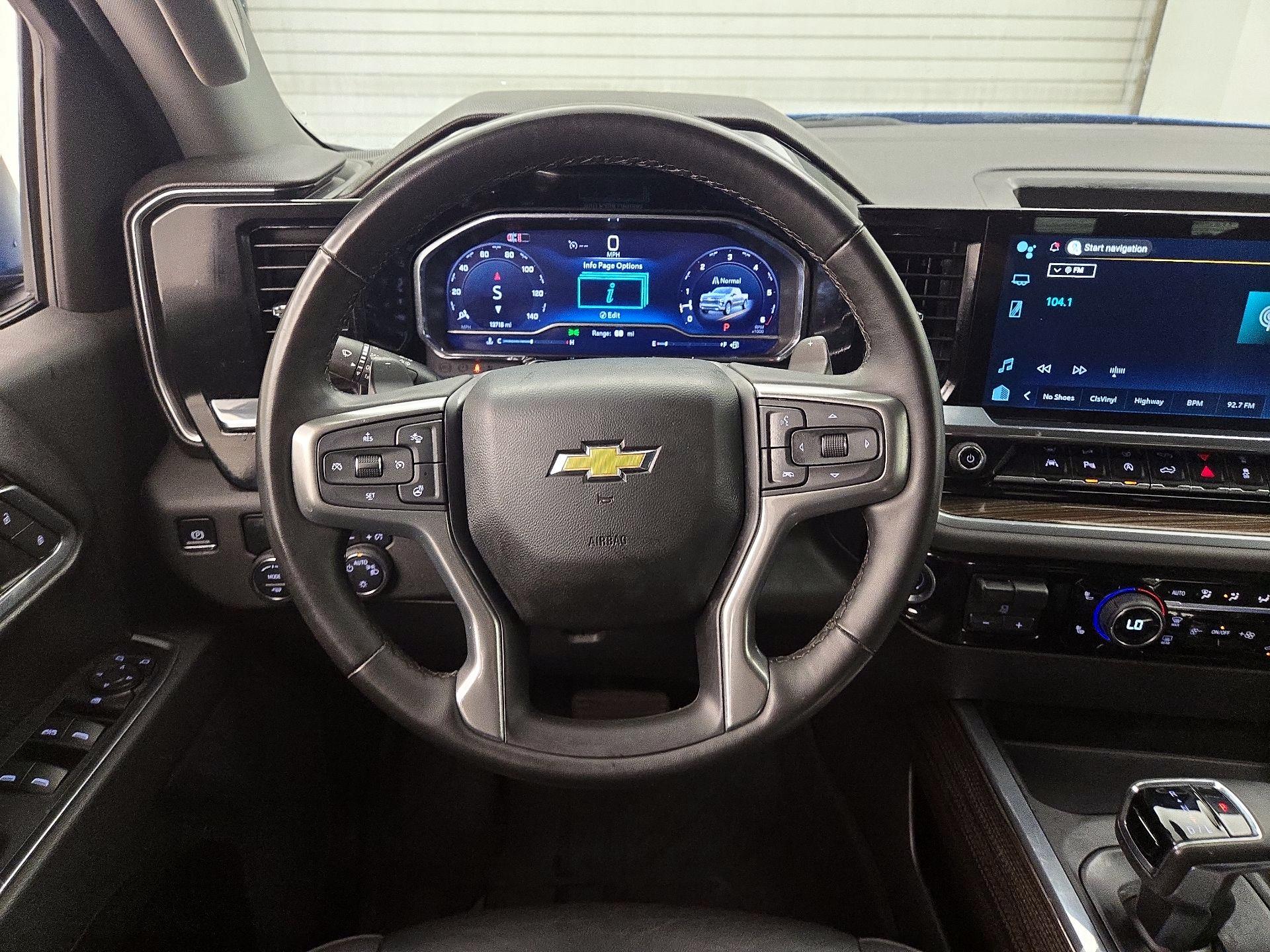 Thumbnail: 2025 Chevrolet Silverado 1500 - 10