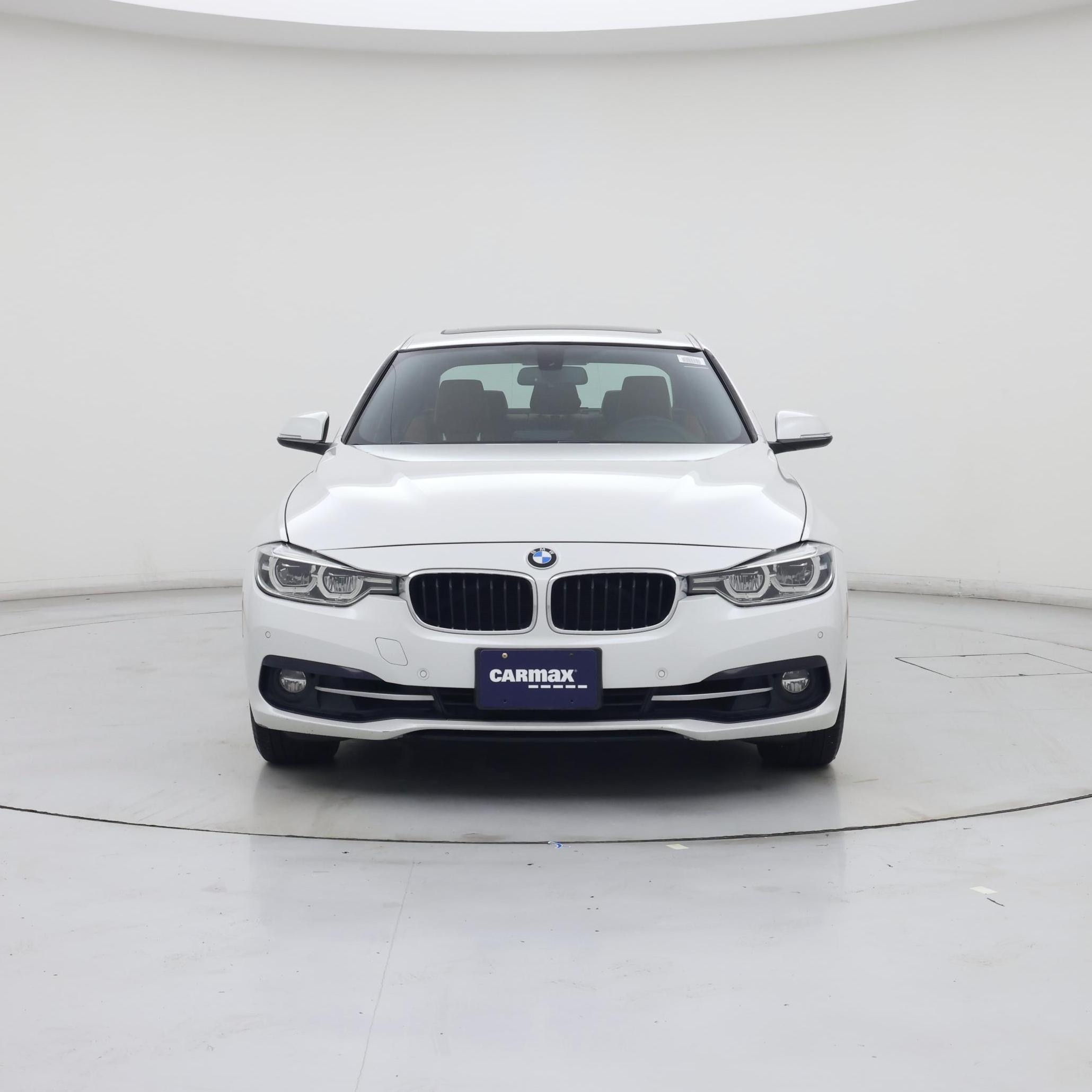 Thumbnail: 2017 BMW 3 Series - 5