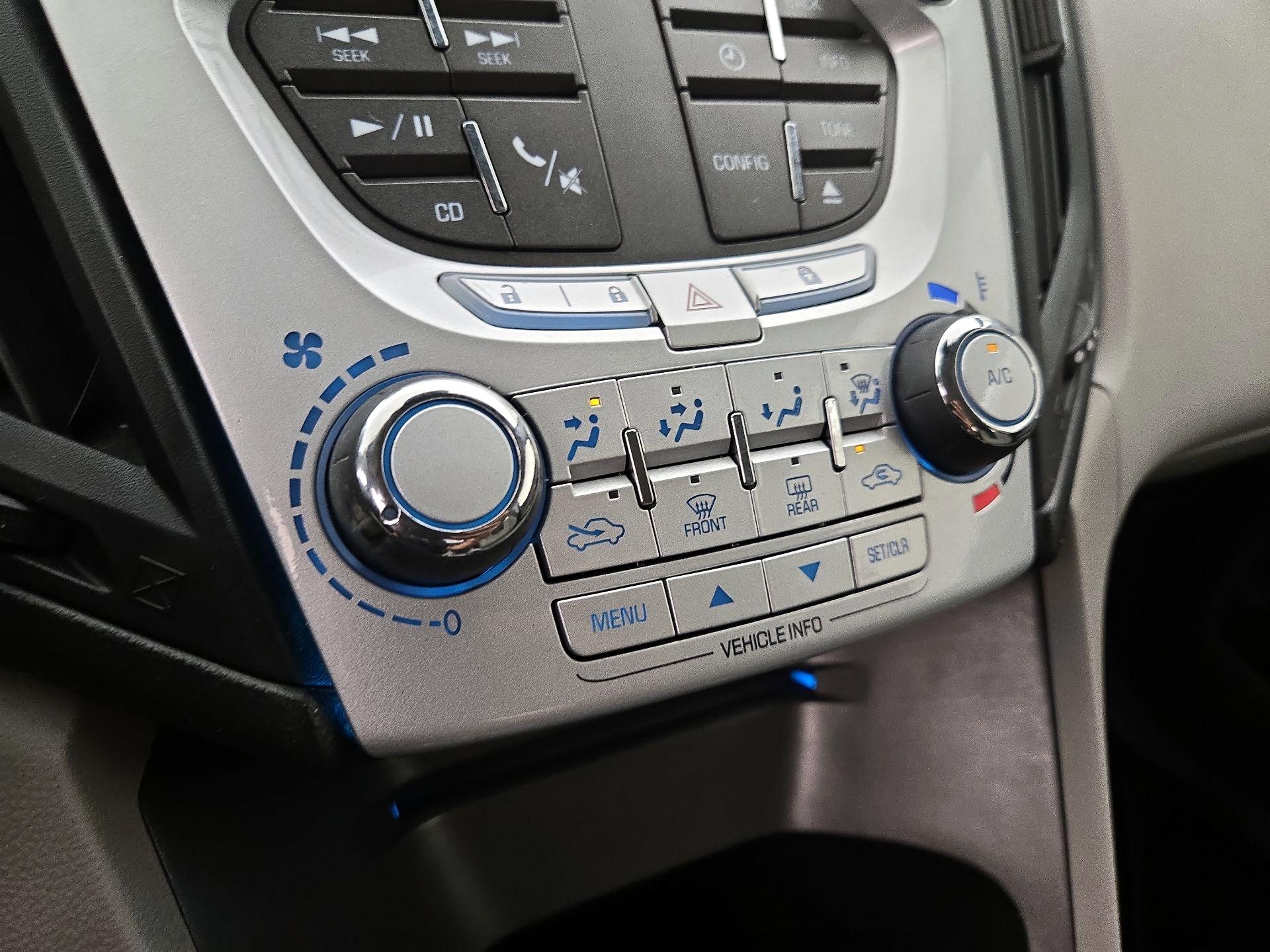 Thumbnail: 2015 Chevrolet Equinox - 15